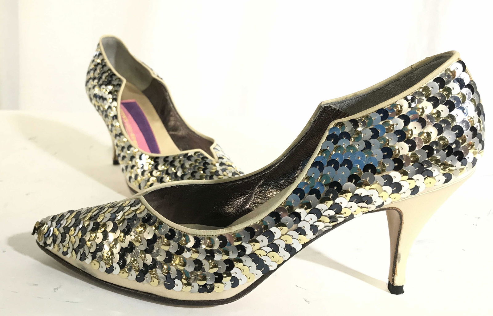 SUSAN BENNIS WARREN EDWARDS Women’s Heels Size 6.5: Underside of shoes reads SUSAN BENNIS WARREN EDWARDS HAND MADE IN ITALY. Heels have black, silver, and gold toned sequin detail. Heel is 3 inches high. Each has pointed toe. Shoes are size 6.5. HEELS,