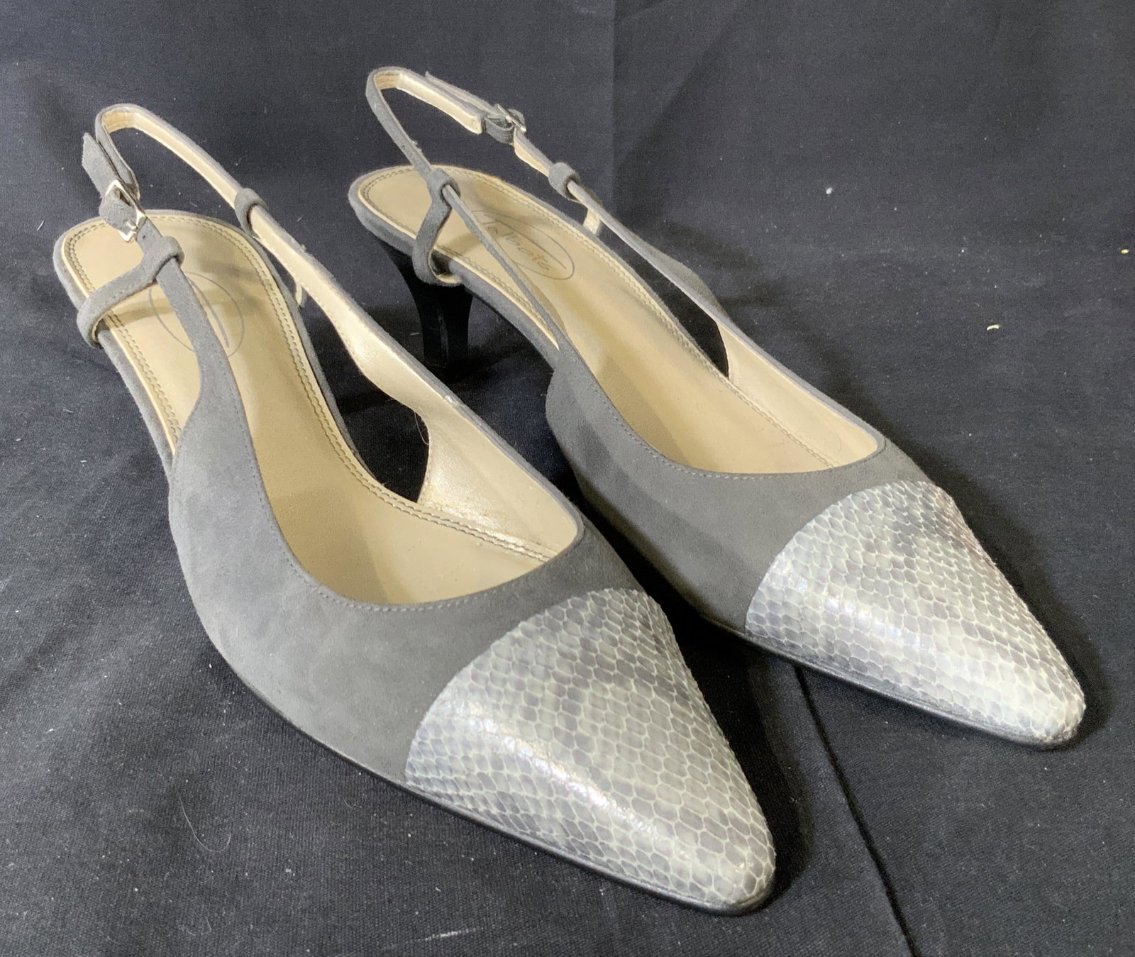 Talbots Brand Grey Heels: Pair of pumps, marked for Talbots, the sling back of the shoe is met with a more conservative business shoe front in grey suede with a pointed toe ,the cap of the toe is a faux snake skin pattern, sho