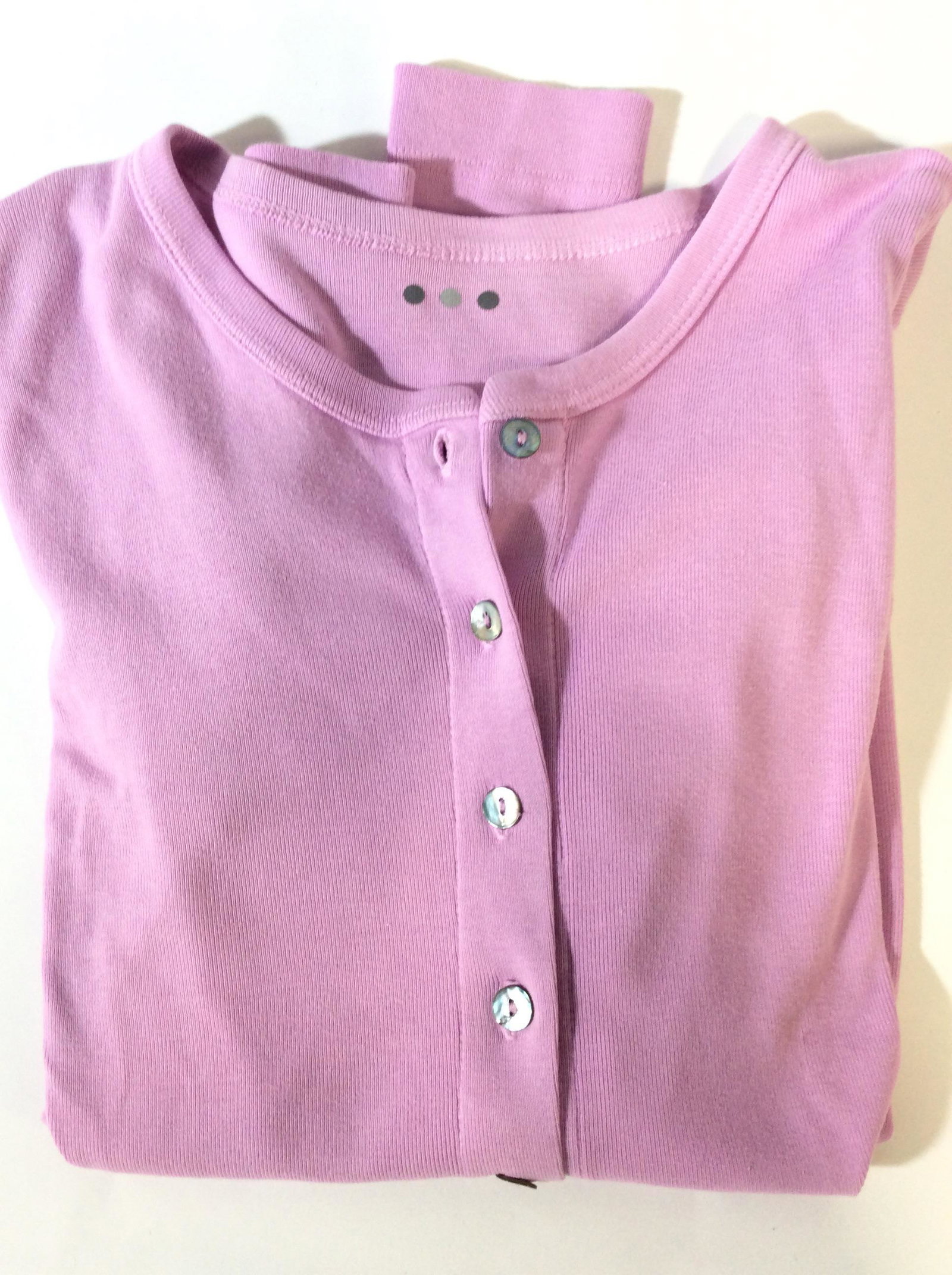 THREE DOTS Cotton Crew Shirt-Cardigan: Lightweight 100% ribbed cotton, button down shirt- cardigan. Lavender color, long sleeves. Buttons have a lustrous shell appearance. Size Med. Summer Evening Top, Shirt- Cardigan, Designer three dots 