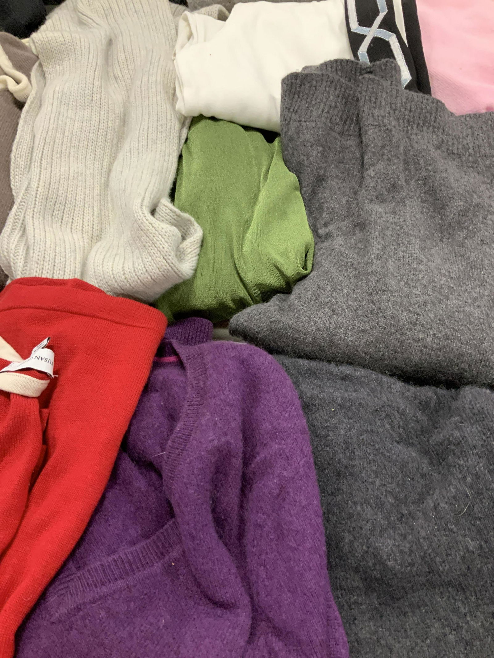 Large Group Lot Cashmere, Knits, Tops, scarves,: 60+ Vintage ladies fashion wearables, some cashmere, QUACKER factory, one Burberry cashmere, one fenn Wright and mason, different sizes and styles, button up and pullover, wool scarves, knit scarves,