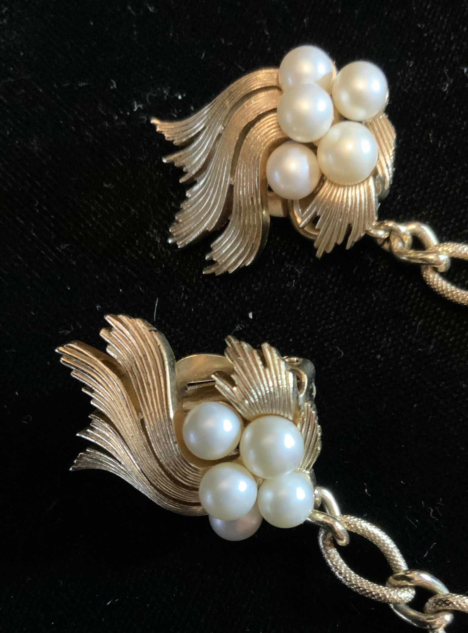 Vintage TRIFARI Sweater Clip: Brushed gold tone leaf design pearl style bead clusters and link chain, vintage estate jewelry, measures length app 8.5 inches Collar chain, estate jewelry, sweater clasp, scarf clasp, Decorative Pin