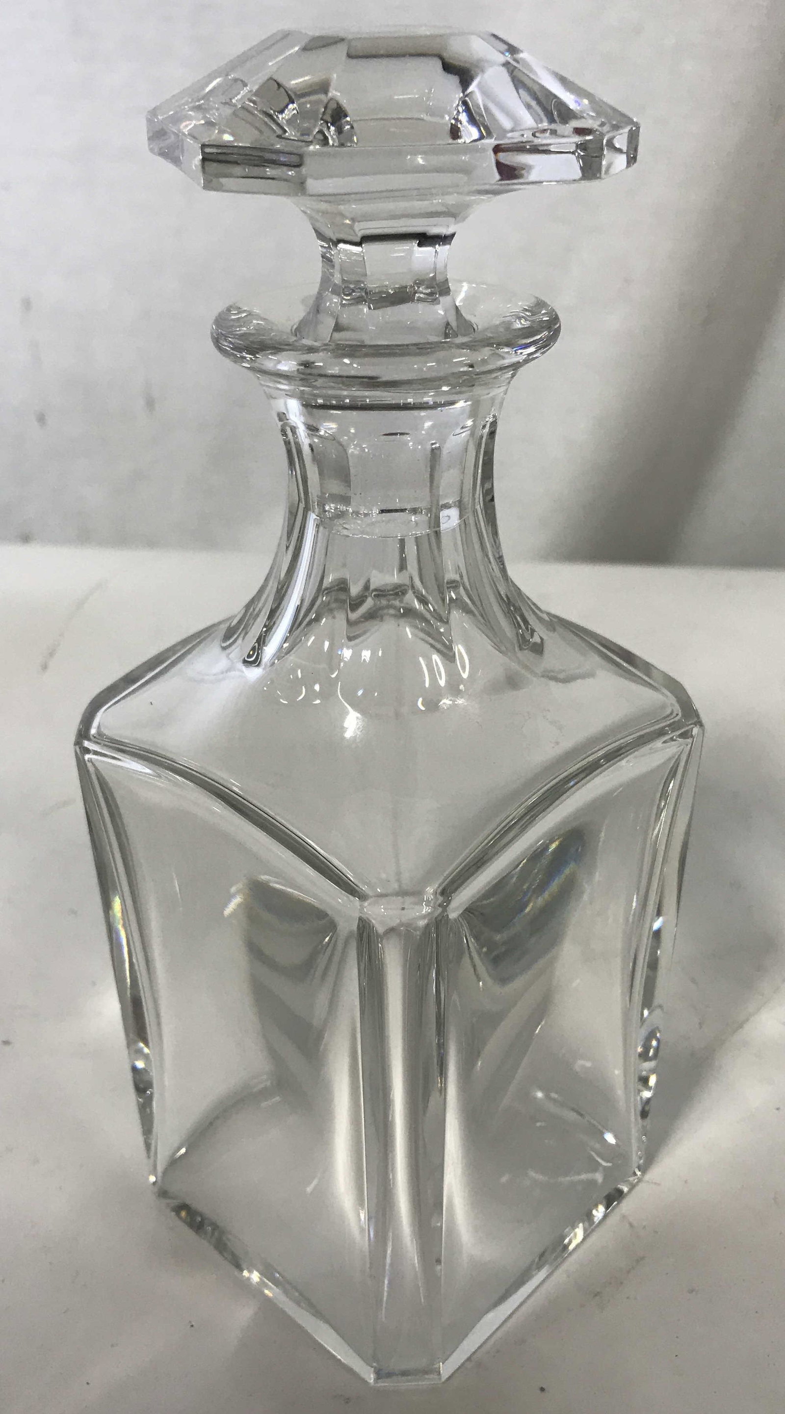 BACCARAT Crystal Whiskey Decanter with Stopper: Appears to be crystal, possibly glass, whiskey decanter with a jewel cut stopper, underside has stamp that reads: Baccarat France, good condition Whiskey, vase, bar set, glass wear, home decor, bar ca