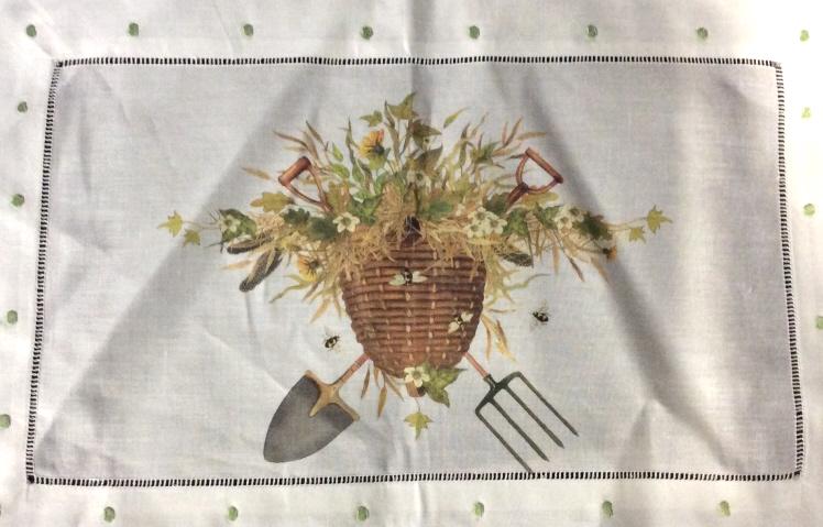 4 Sets Of Cloth Table Place Setting Mats/ Napkins: Pier One Imports Cotton Cream Pink Floral Print placemat, Set Of 4, 14 x 19 in. Set of 4 Crisp white linen table mat, center print of gardening basket with rake & shovel. 14 x 19.5 in. Set 5 thick lin