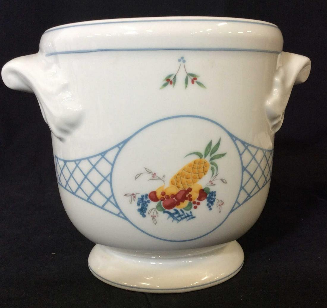Porcelain Cache Pot, Signed M. Vinot, Vista Alegre: Vintage Portuguese Pottery, Country Decor at a minimum, labelled on underside for Pattern VITET. ARTIST SIGNED Marion Vinot for a Vista Alegre Fine Portuguese porcelain. Piece numbered 55. Diameter 6.