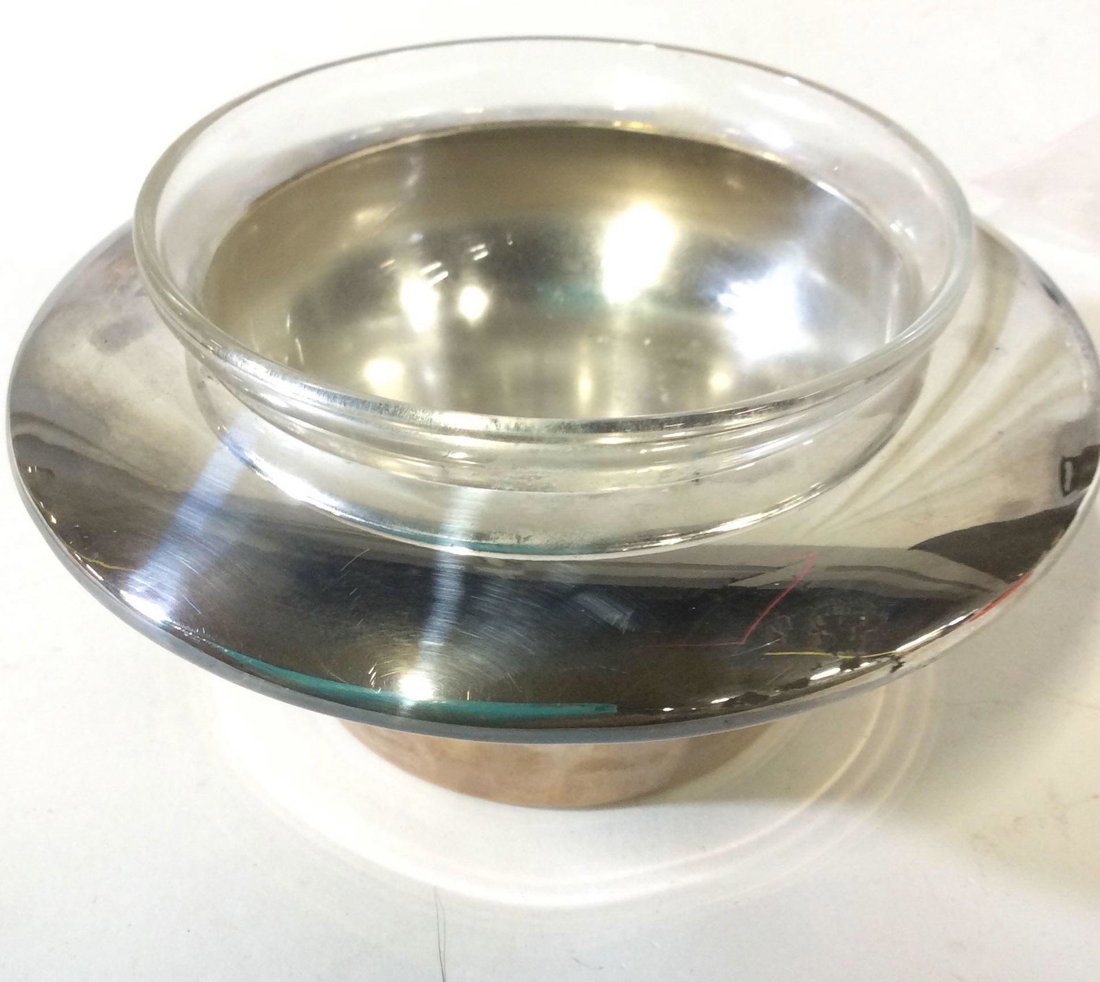SABATINI Silver Plated Dish W Glass Insert, Italy: Fruit bowl, cocktail food bowl, decorative Tableware from Lino SABATINI, Italian Designer of silver and plated goods. Glass bowl fits into silver plated holder. Hallmarked on verso. 5.5 in. Diameter B