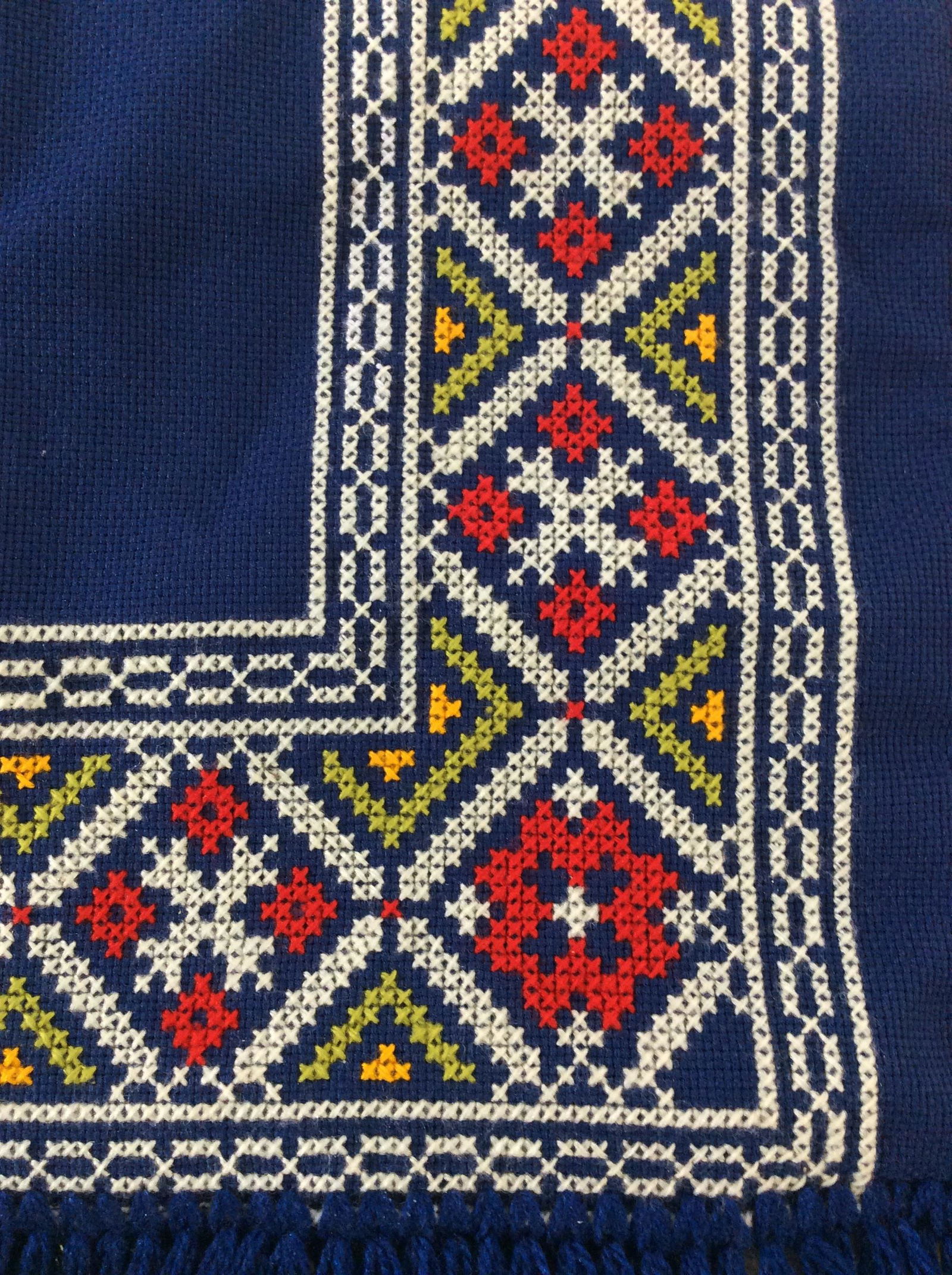 Lot 3 Vintage Arts & Crafts Textiles, Indonesia: Hand crafted Navy Blue Embroidered Table Runner with fringe, wool yarn , cotton backside lining. Made in Indonesia. 56 x 15 in. Pair matching wool tapestries, Hand Crafted. Can add string and hang on