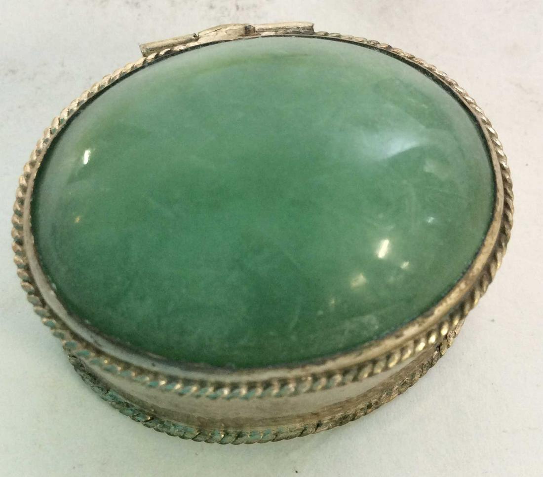 Indonesian Trinket Boxes And Ring, Lot 3: 3 pieces total. Silver toned Trinket Boxes with resin stone. 1 3/4 x 1.5 in. One in Org packaging. Sz 4 Silver Tone Accent Ring. Comes with gift box. Pill box, Jewelry Trinket Box, Trinket Box, Tablet