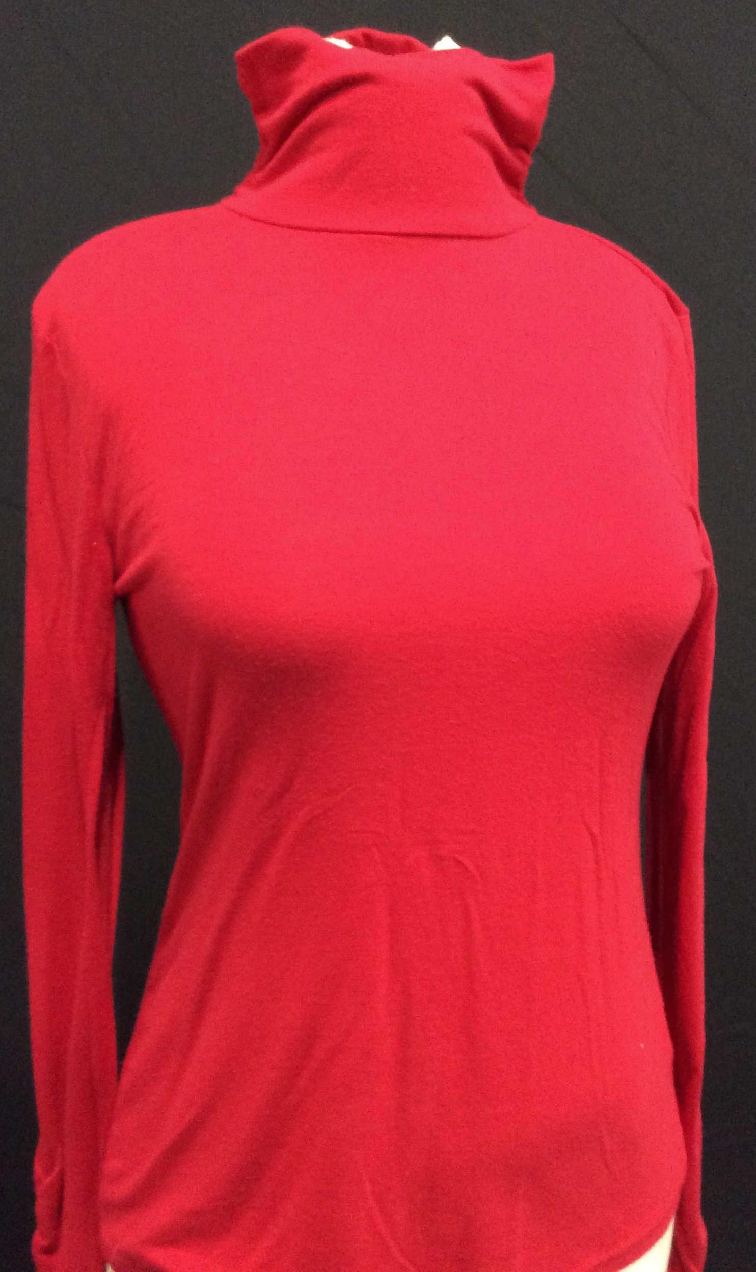 Lot 4 Knitwear Designer Tops, Turtlenecks: White Short Sleeve turtleneck by LILLA P, SZ Sm. White ANN TAYLOR CREW NECK, SZ XS, RED Turtleneck by ATTENTION, SMALL. Black BANANA REPUBLIC Turtleneck sweater, Sz Small. Wearables, Tops, Knitwear, K