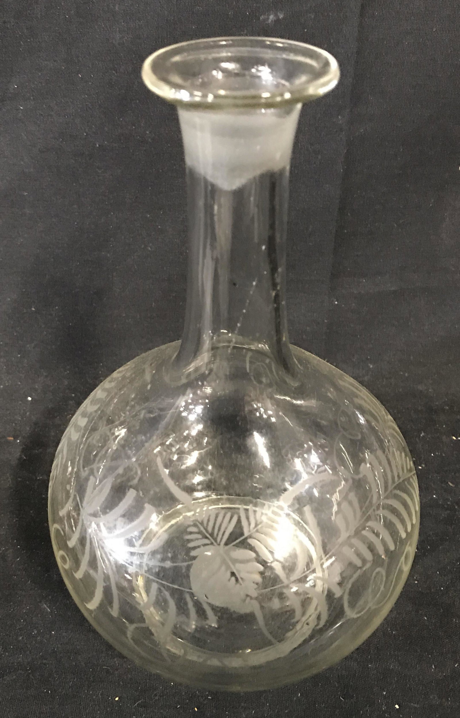 Art Glass Decanter W Frosted Floral Detail: Decanter is glass. Piece has frosted vine & leaf detail. Decanter includes stopper. Decanter, Glass decanter, frosted glass decanter, tabletop accessories, tabletop decor. barware, Piece measures appr
