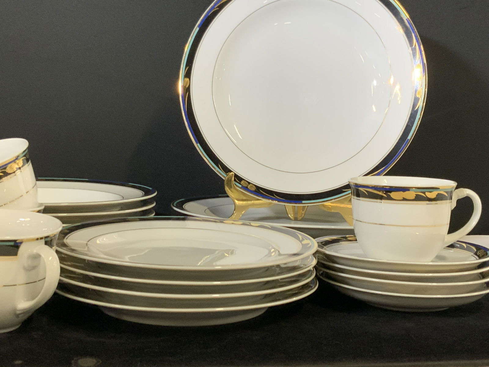 Mikasa porcelain top