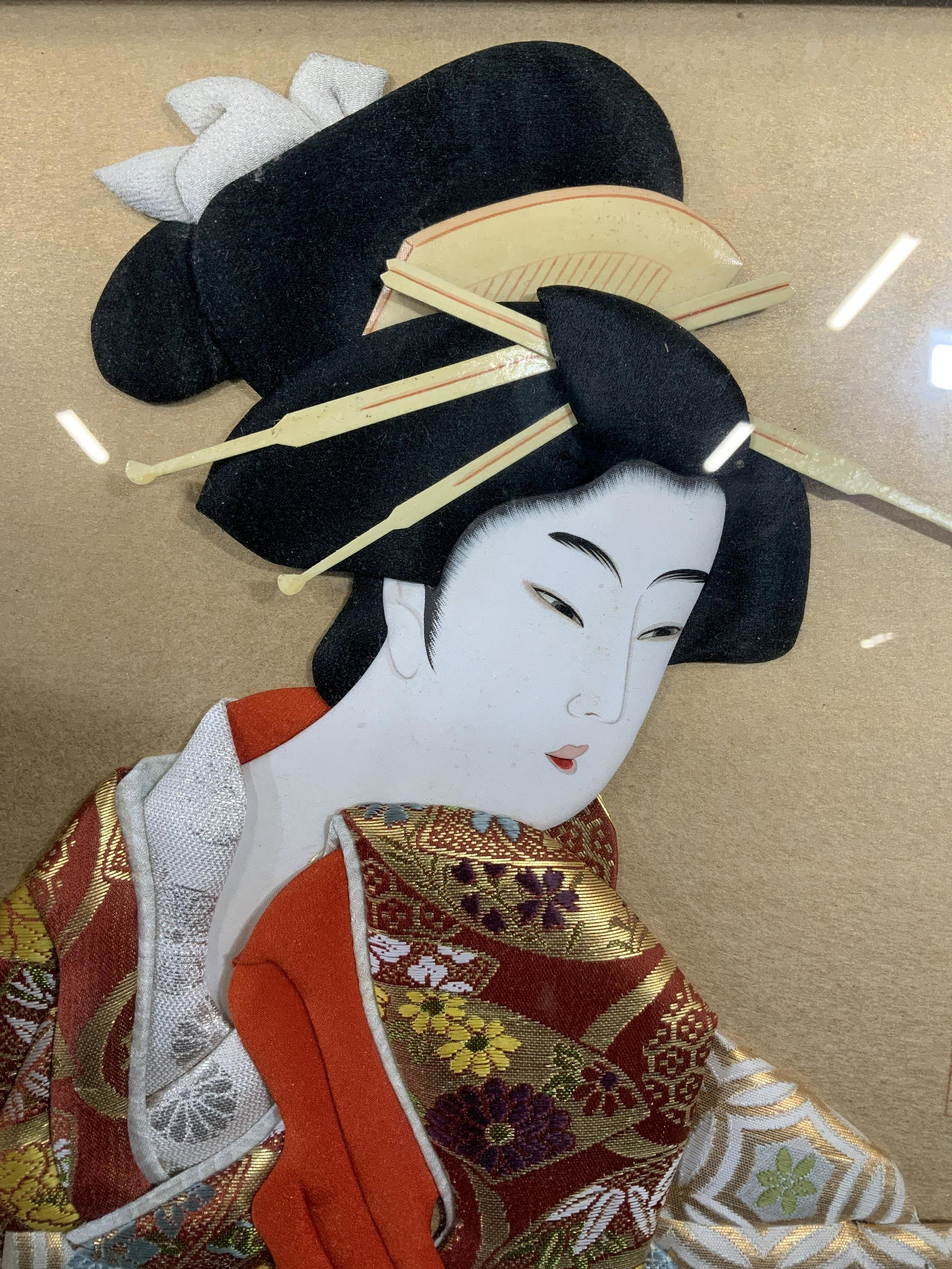 Japanese Geisha Shadow Box Artwork: Japanese Geisha Shadow Box, inscription to lower right in Chinese characters, a woman in traditional Japanese clothes, measures 12 5/8 x 11 1/2 inches, wooden frame partially painted black, frame has 