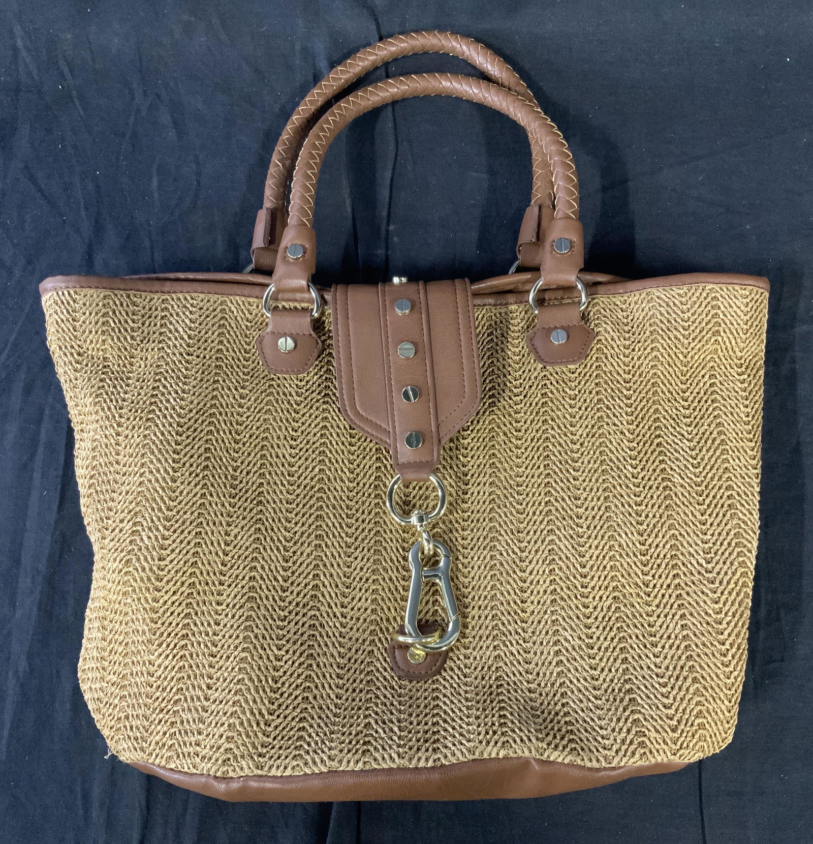 Olivia+Joy Women’s Shoulder Bag: Olivia+Joy Women’s Shoulder Bag, label to interior of bag reads ‘Olivia+Joy New York’, label to interior gives details about bag, gold toned hardware, Measures 12 1/4 x 17 3/8 inches, drop measu