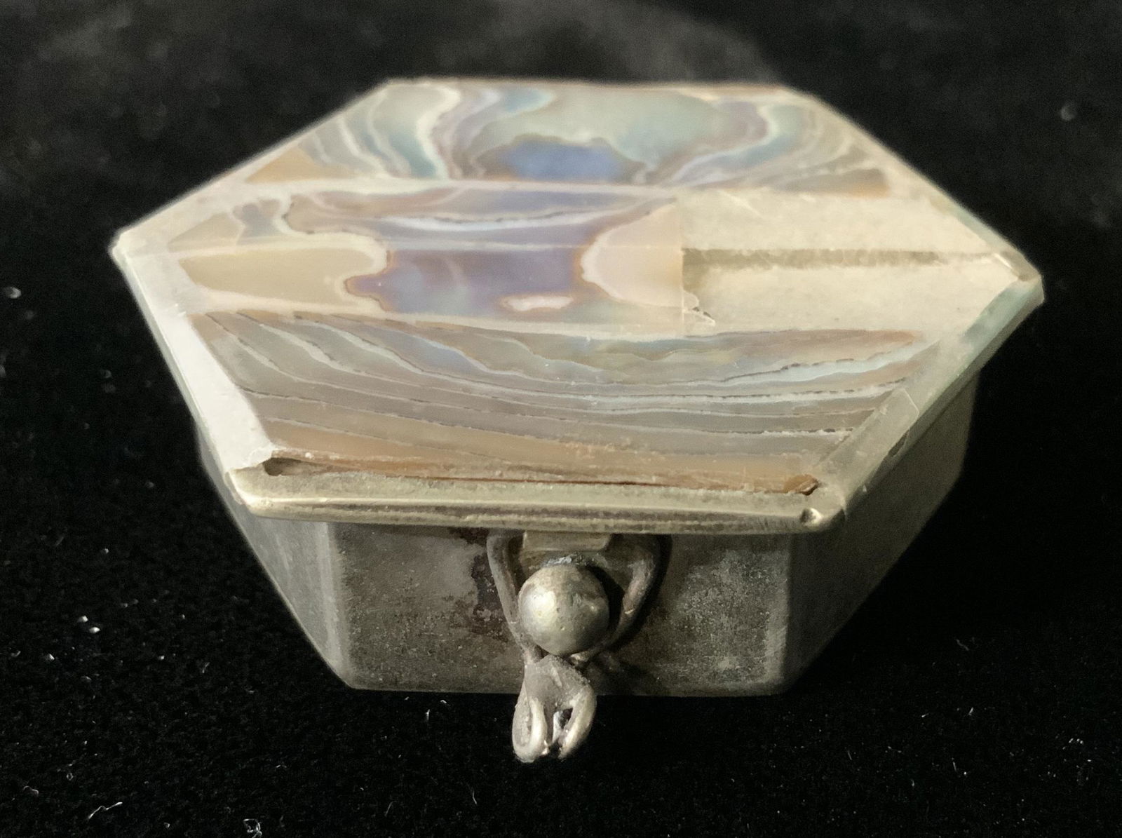 Alpaca Mexico Trinket Box: Alpaca Mexico Trinket Box, inscription to base reads ‘alpaca Mexico’, silver toned metal, possibly abalone decoration, measures 1 3/8 x 1 1/2 inches, part of decorative element missing, needs repa