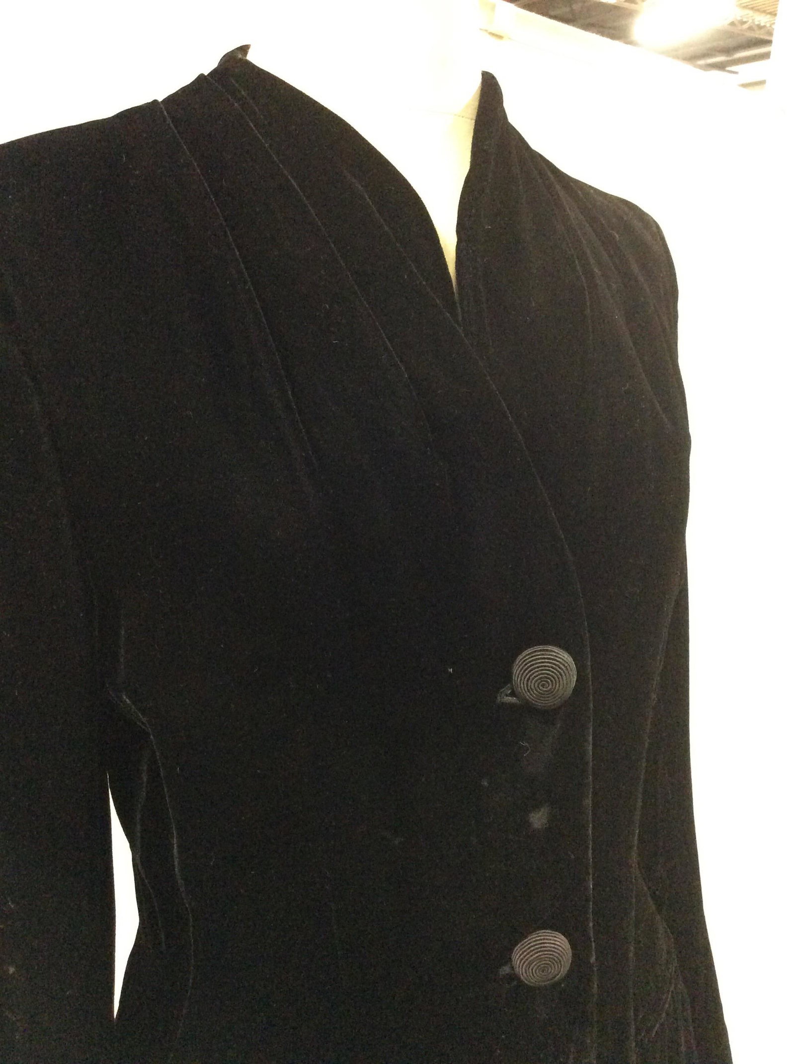 Emporia ARMANI Labeled Velour Fash Jacket, Italy: Black velour blazer jacket, faux front pockets, Italian Sz 40, care label, 28 in long, shoulder pads between lining and exterior fabric. No issues re stitching or fabric. good condition, possibly vint