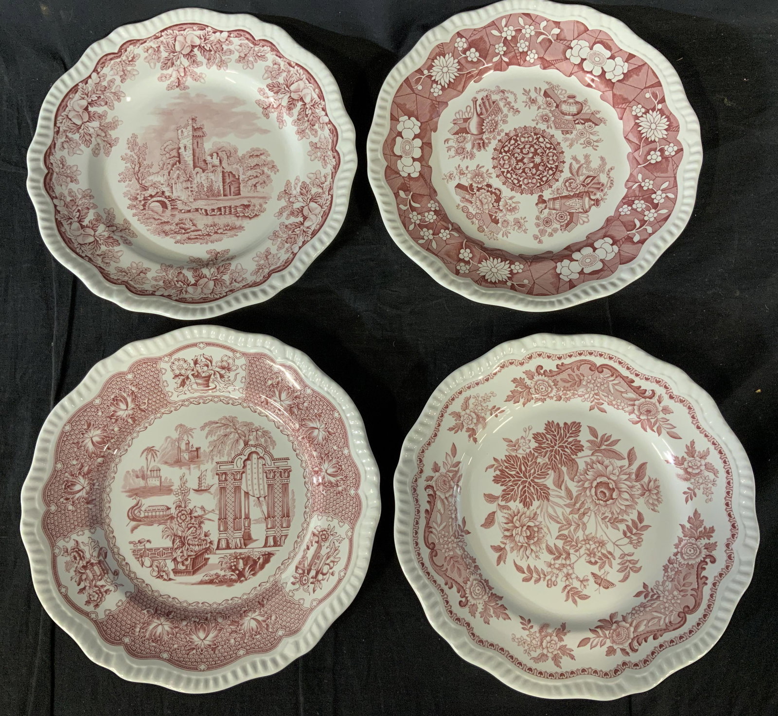 Lot 4 Spode ‘Regency Series’ Plates: Lot 4 Spode ‘Regency Series’ Plates, inscription to base reads ‘The Spode Archive Collection Underglaze Print from a hand engraved copper plate Spode Made in England A5’, ‘Ruins first introd