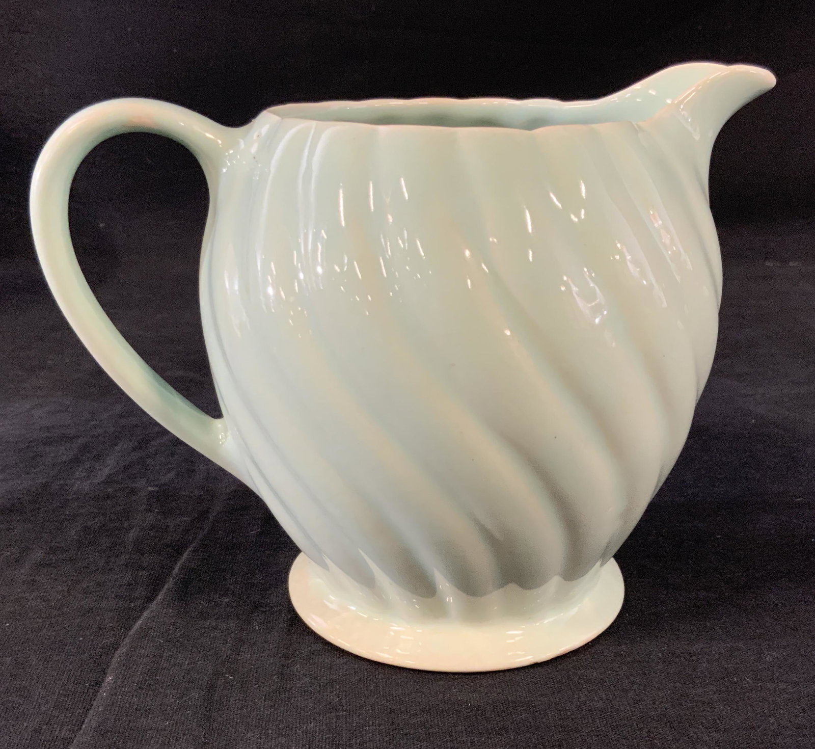 Sadler Ceramic Cream Pitcher: Sadler Ceramic Pitcher, stamp to base reads ‘Sadler Made in England’, spiral design, measures 4 5/8 inches tall x 6 inches at widest point, small chips to rim and base but overall in good conditio