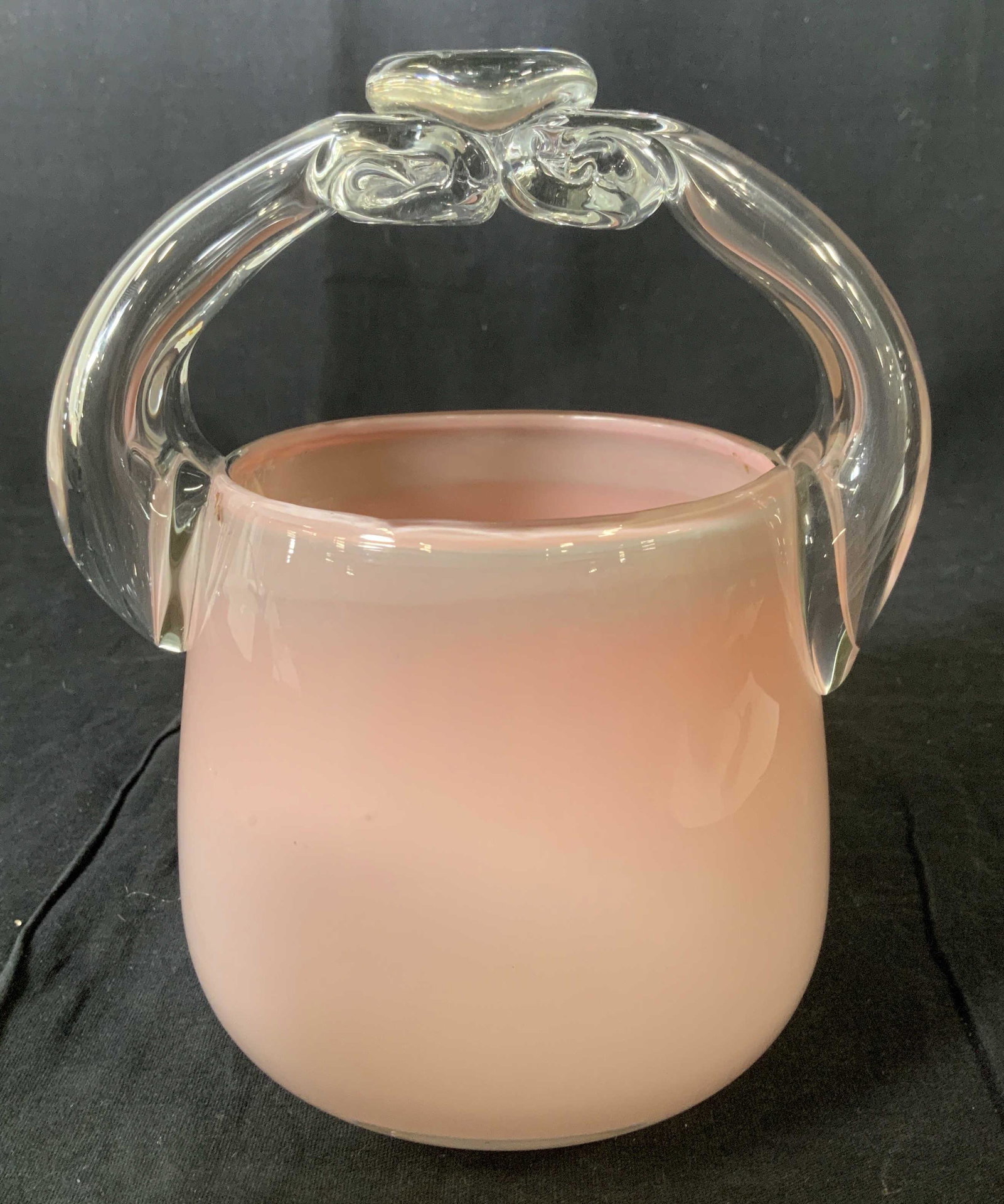 Pink Art Glass Basket Vessel: Pink Art Glass Basket, no apparent inscriptions or stamps, Pink colored glass, measures 7 1/8 inches tall x 6 inches at widest point, in good condition, Colored glass, art glass, decorative glass, dec