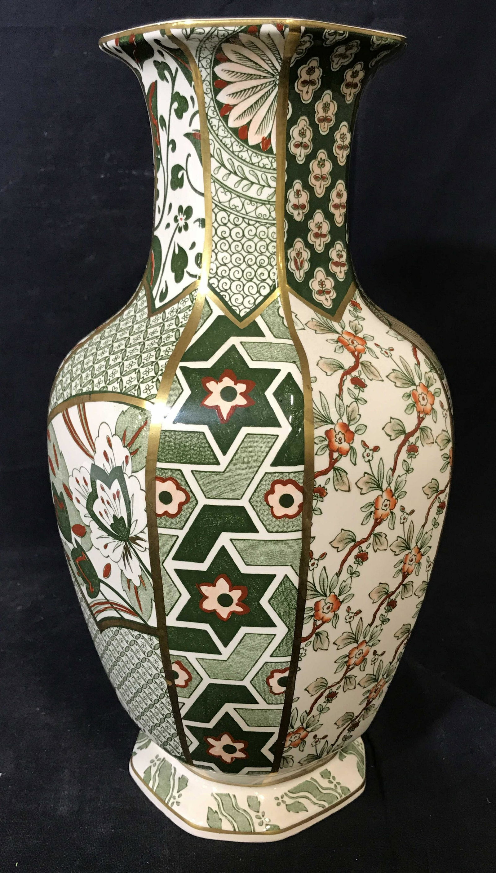 Mason’s Ironstone Hand Painted Porcelain Vase: Hand Painted Porcelain Vase, bottom reads ‘Mason’s Ironstone Made in England, Applique Printed and Hand Painted’, subject a green and white vase with red and gold accented, measures 12 inches ta