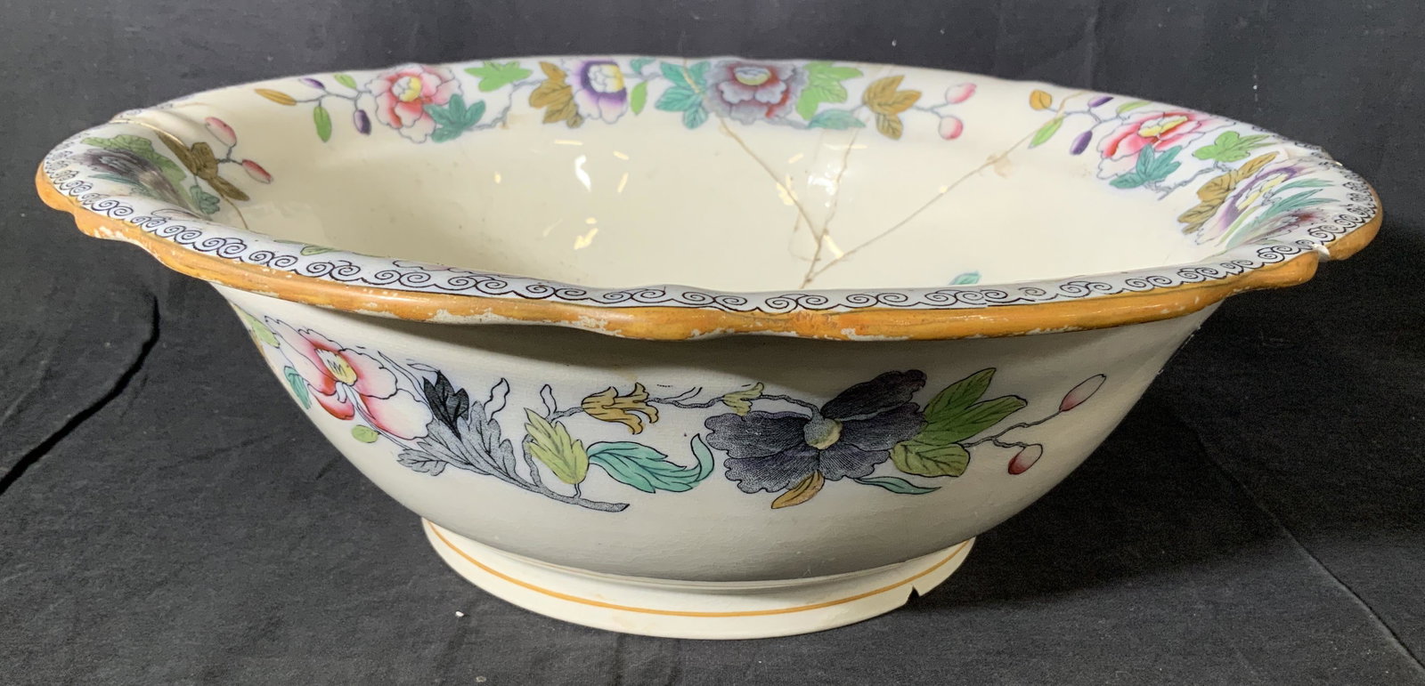 Antique MASON'S Ironstone China Bowl: Antique Mason’s Ironstone China Bowl, stamp to base reads ‘Mason’s Patent Ironstone China G 1237’, Floral design, measures 5 inches tall x 15 5/8 inches in diameter, significant cracks and rep
