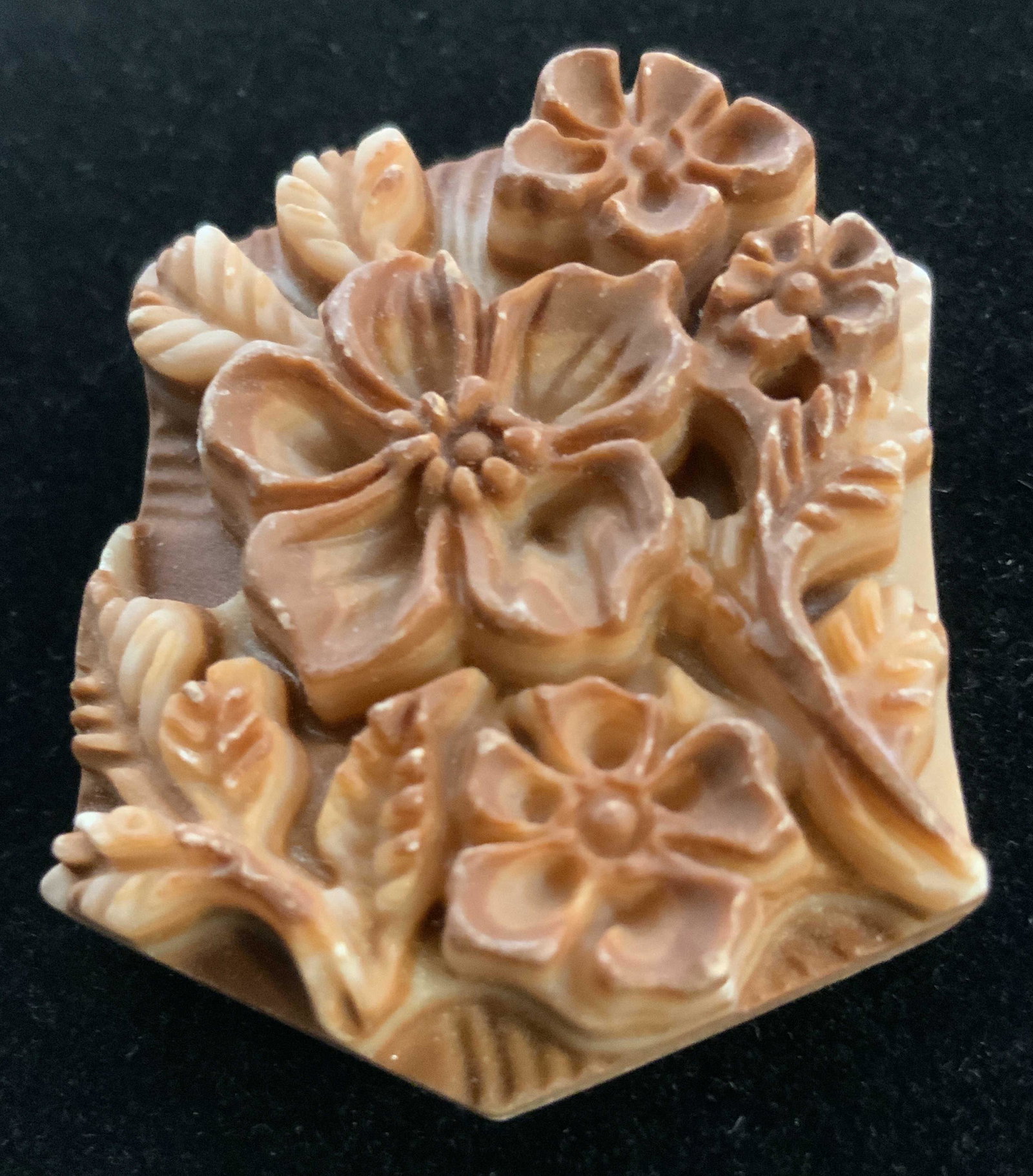 Lot 3 Carved Stone Pendants, Rabbit, Flower , more: Sizable Pendant, possibly hand carved. Stone possibly carnelian Quartz, possibly sandstone or sunstone. Backside polished. One carved flowers. One carved rabbits. One carved mythical griffin creature.