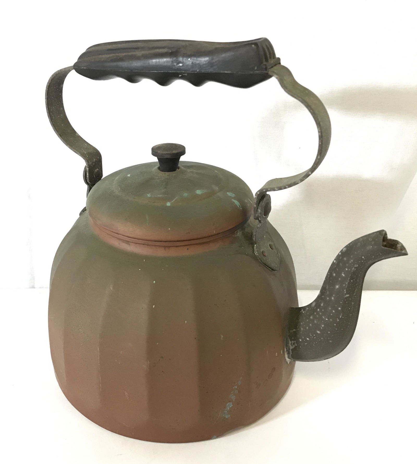Vintage Copper Tea Kettle, GERMANY: Vintage tea kettle. Underside reads as MADE IN GERMANY. Measures approx 10.25 inches H, and 10.5 inches W. Wear is consistent with age and use. Vintage collectibles, vintage cook ware, vintage tea pot