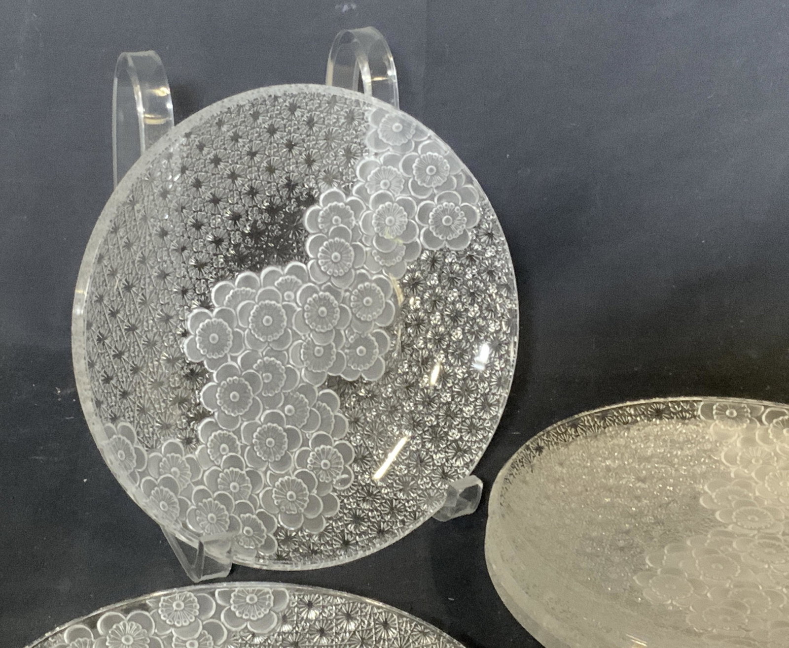Set 5 ArtGlass Floral Embossed Plates: Thick glass plates, underside embossed reticulated patterns of florals and star patterns. 7 1/4 in. Plates, Glass Floral plates, Embossed Glass Plates, Dining, Kitchenware, Artisanal glass plates, tba