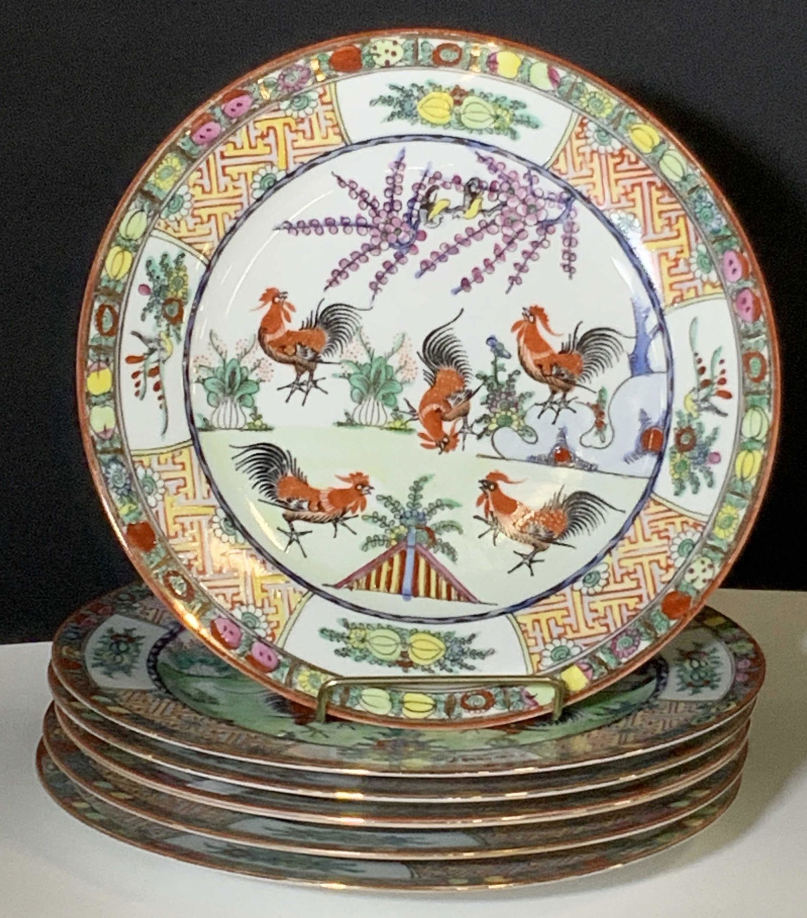 Set 75 Asian Rooster Porcelain Dinnerware Set: Dinner plates (11), luncheon plates various sizes (19), soup / rice bowls (20), spoons (11), saucers (6), dessert plates (6), serving plate (1), serving spoon (1). This huge lot of dinnerware plates a