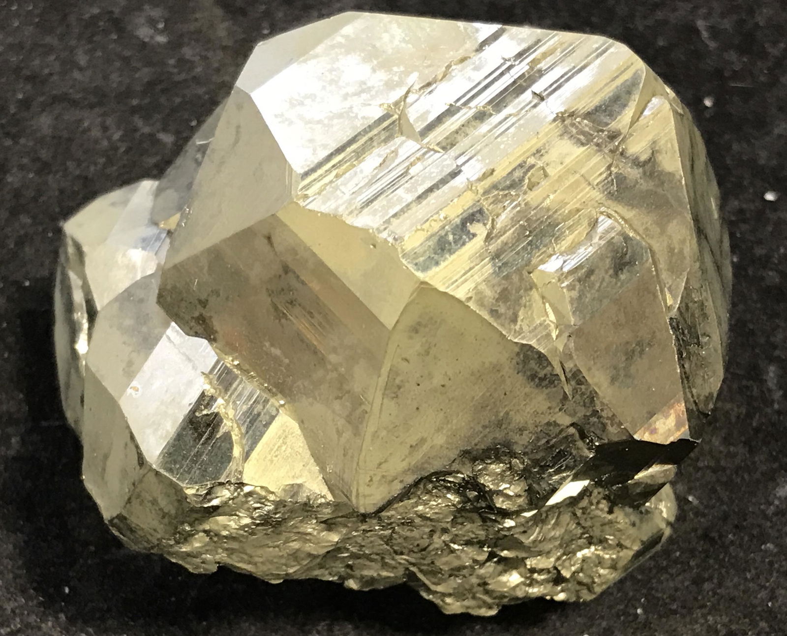 Peruvian Mined Pyrite Ball: Peruvian mined pyrite Ball, mined from the Huanzala mine in Peru, unique in its own shape and size, naturally grown in a Cuboid crystal shape, stone shines with a metallic gold toned color often refer