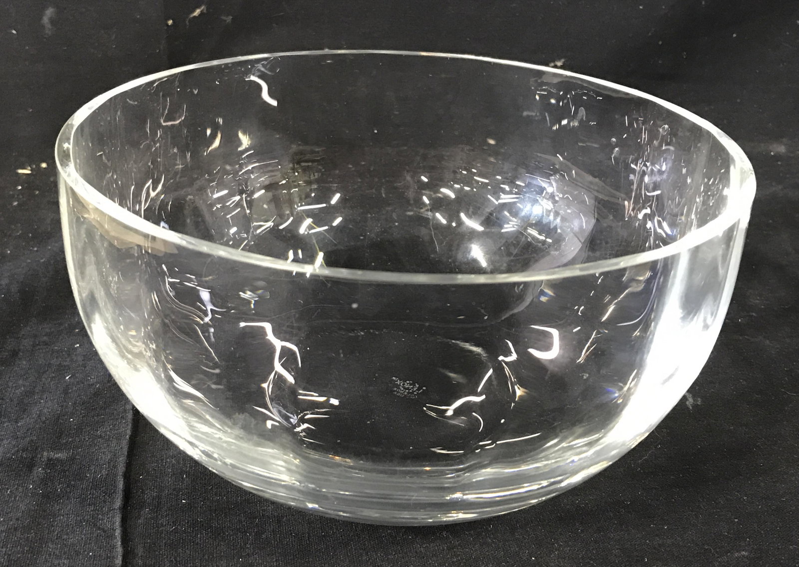 LENOX Crystal Centerpiece Bowl: Underside of piece is marked LENOX. Piece is crystal. Measures approx 7.5 inches wide 4 inches tall. Fruit bowl, crystal bowl, Lenox crystal, Lenox bowl, centerpiece bowl, centerpiece, tabletop decor,