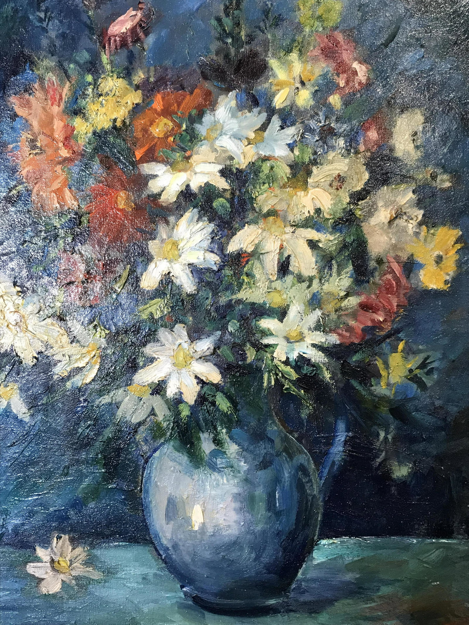 Signed Oil on Canvas Floral Still Life: Signed Oil on Canvas Floral Still Life, signature to the lower right corner possibly reads ‘Doris —‘, subject a floral still life of daisies in a blue vase with a blue/green background, linen in