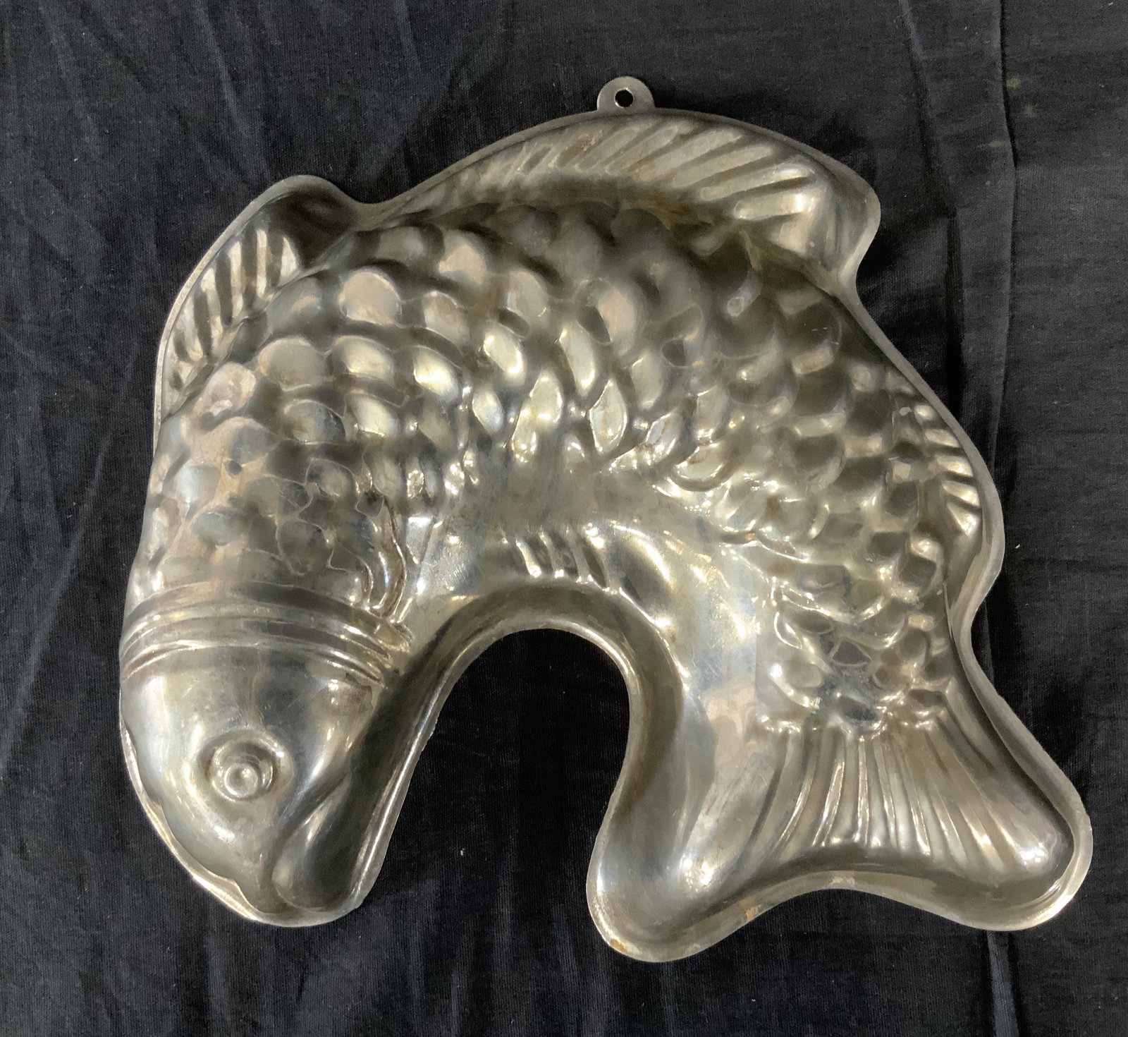 Vintage WILTON Fish Shaped Cake Pan: Vintage WILTON Fish Shaped Cake Pan, no apparent inscriptions labels, Shaped like a carp, measures 1 7/8 x 11 inches at widest point, some wear from use but overall in good condition, Vintage, Wilton,