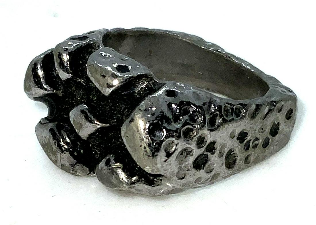 HAMMERED METAL RING, Jewelry: Metal ring, possibly pewter. Ancient ruin motif, pitted metal throughout, app size 8.5-9. Unisex Jewelry, Medieval Style Ring, Pagan Style Jewelry, Goth Jewelry, Goth Style Ring, Estate Jewelry, Costu
