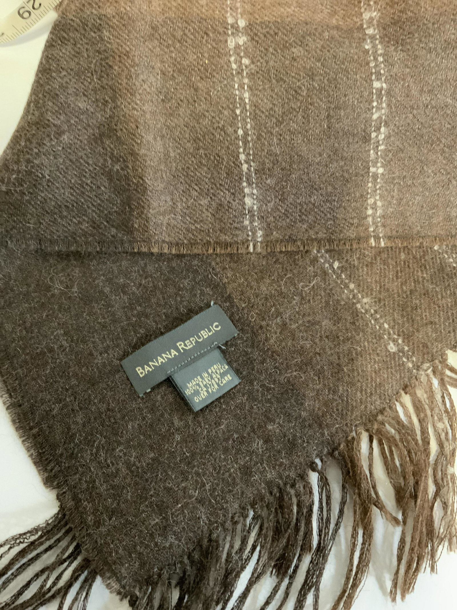 BANANA REPUBLIC ALPACA SHAWL, Peru: Ladies Baby Alpaca Shawl, Luxury Fabric. Alpaca are considered a protected species that live in the Altiplano of Chile, Bolivia, & Peru. Designer Label Sewn to shawl with fabric label. Muted brown. 27
