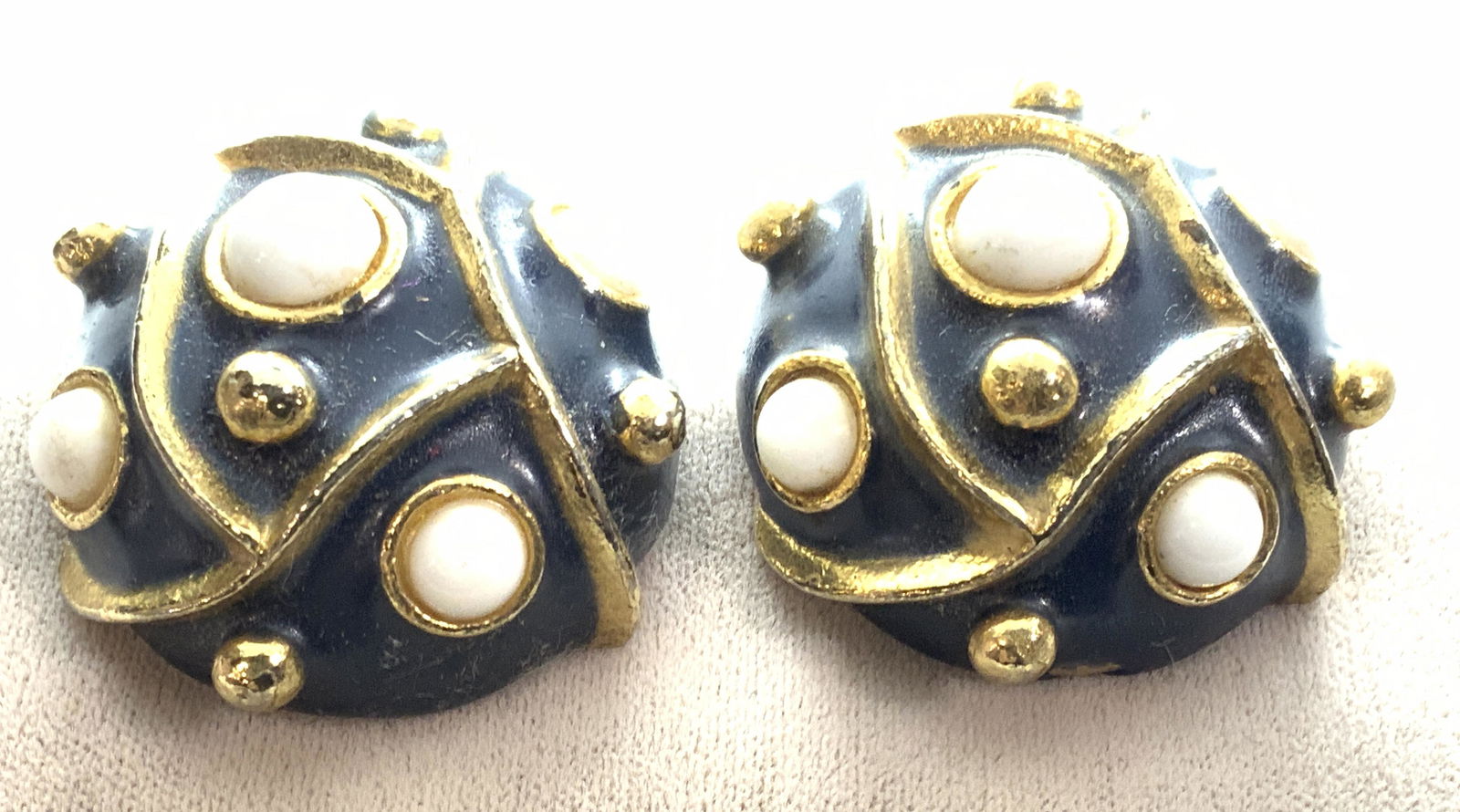 Chunky Enamel & Cabochon Button Clip Ons, Jewelry (1 of 8)