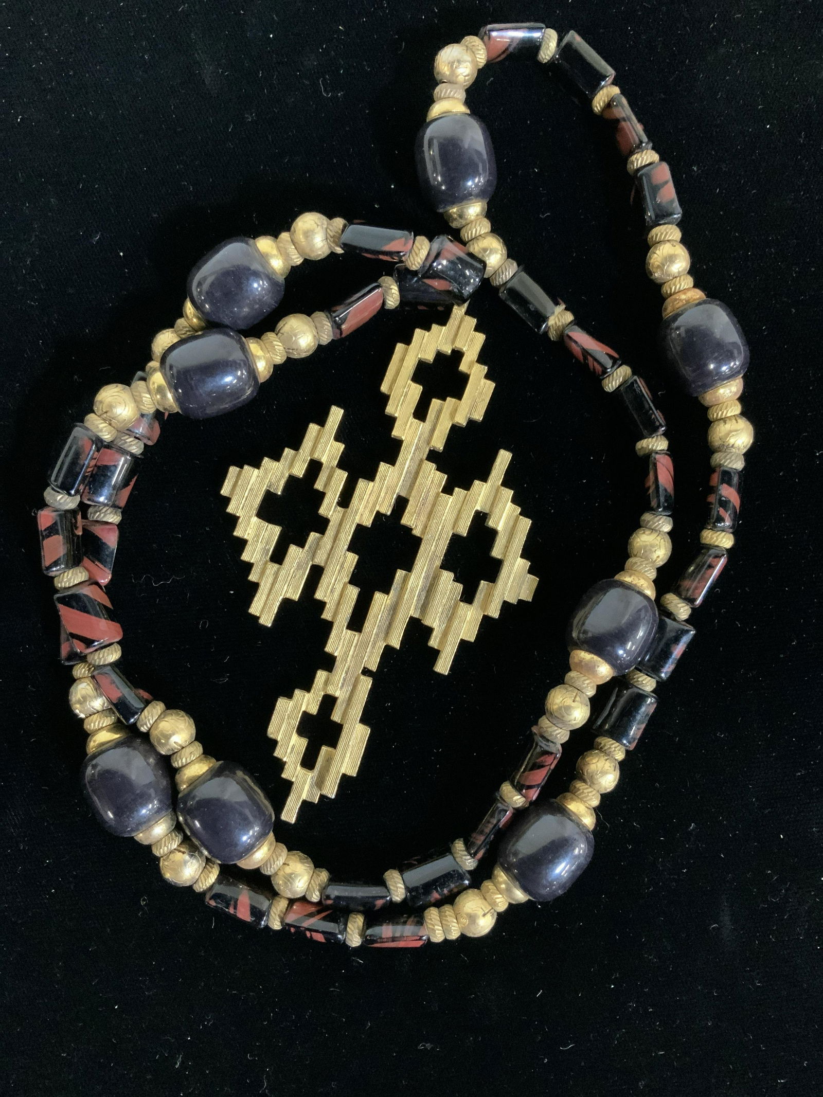 Vintage MODERNIST BRUTALIST Sculpture Pend. Neckl. (1 of 8)