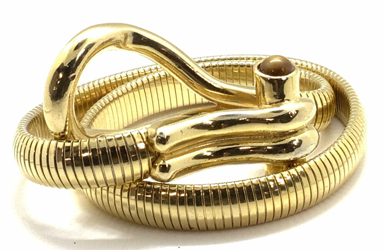 ACCESSOCRAFT NYC Vintage Signed Gold Tone Belt: Vintage polished gold tone metal toggle belt. has some stretch to it. Likely to fit sizes XS to S. Approx. Length fully stretched 28 in. The belt has a toggle closure with two bezel set costume caboch
