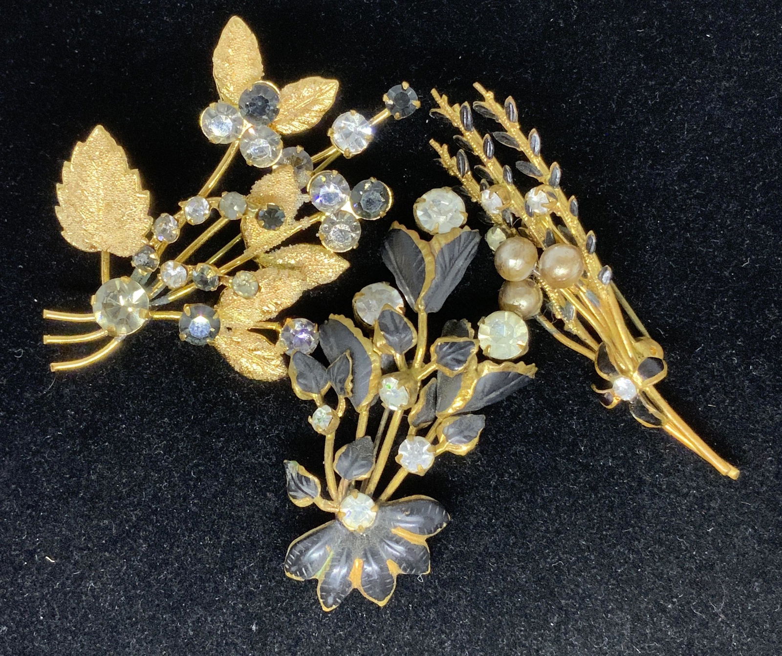 Lot3 AUSTRIAN Vntg Enamel Crystal Floral Brooches (1 of 11)