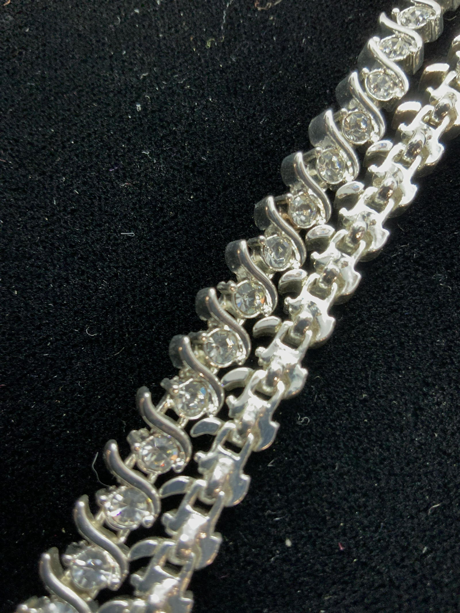 NAPIER New w Tag Crystal Necklace (1 of 8)