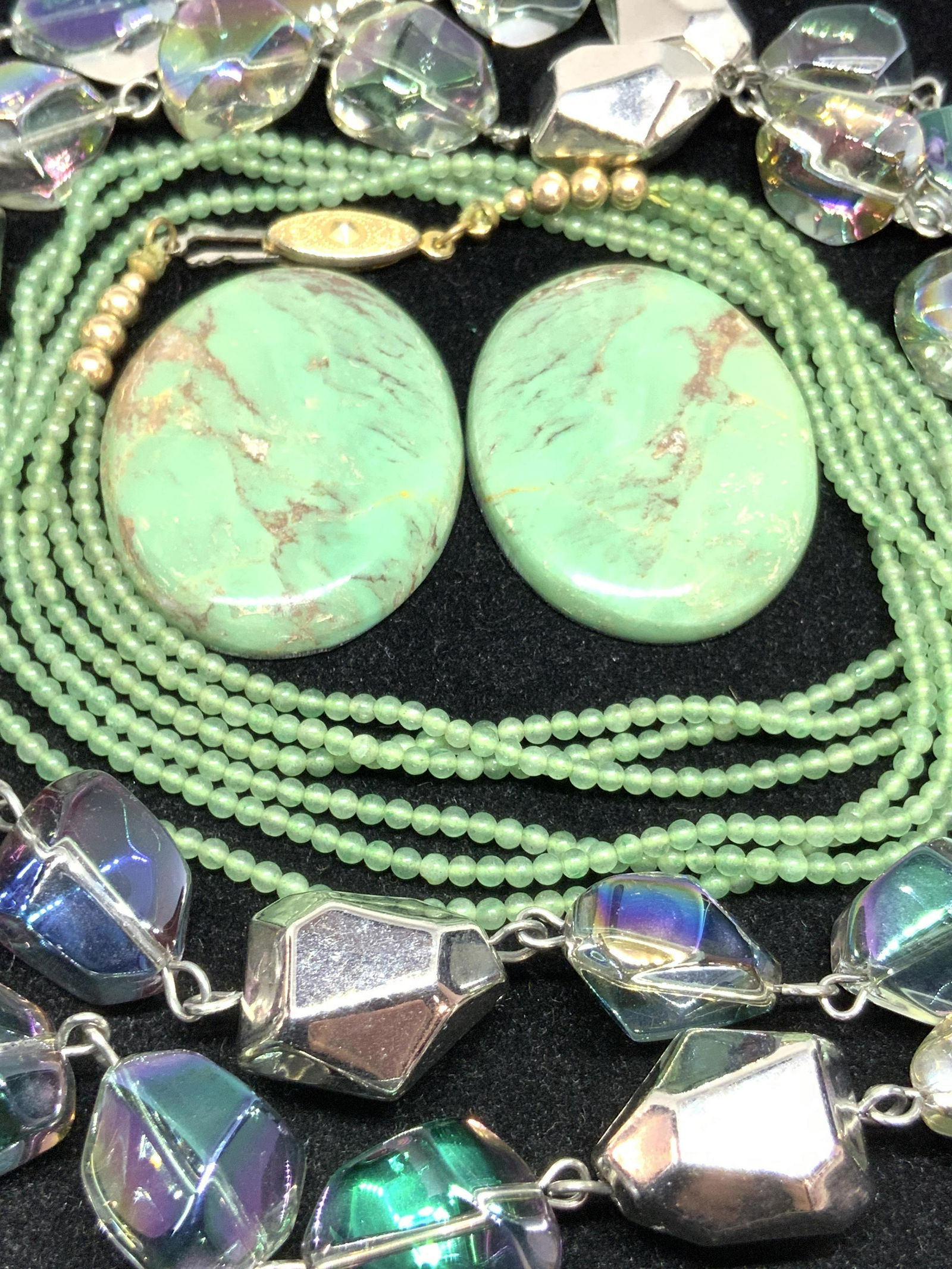 Grp 4 NATURAL STONE & Glass Jewelry Accessories (1 of 15)