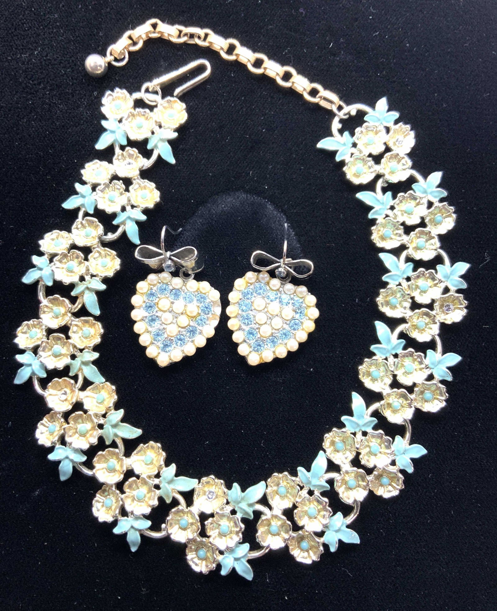 Set 2 Enamel Floral Necklace & Heart Drop Earrings (1 of 8)