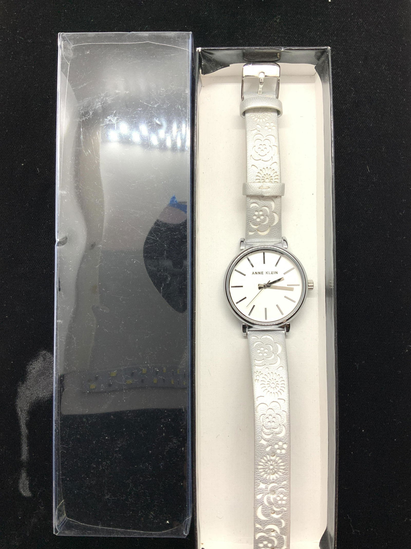 ANNE KLEIN Silver Band Wristwatch, NIB (1 of 8)