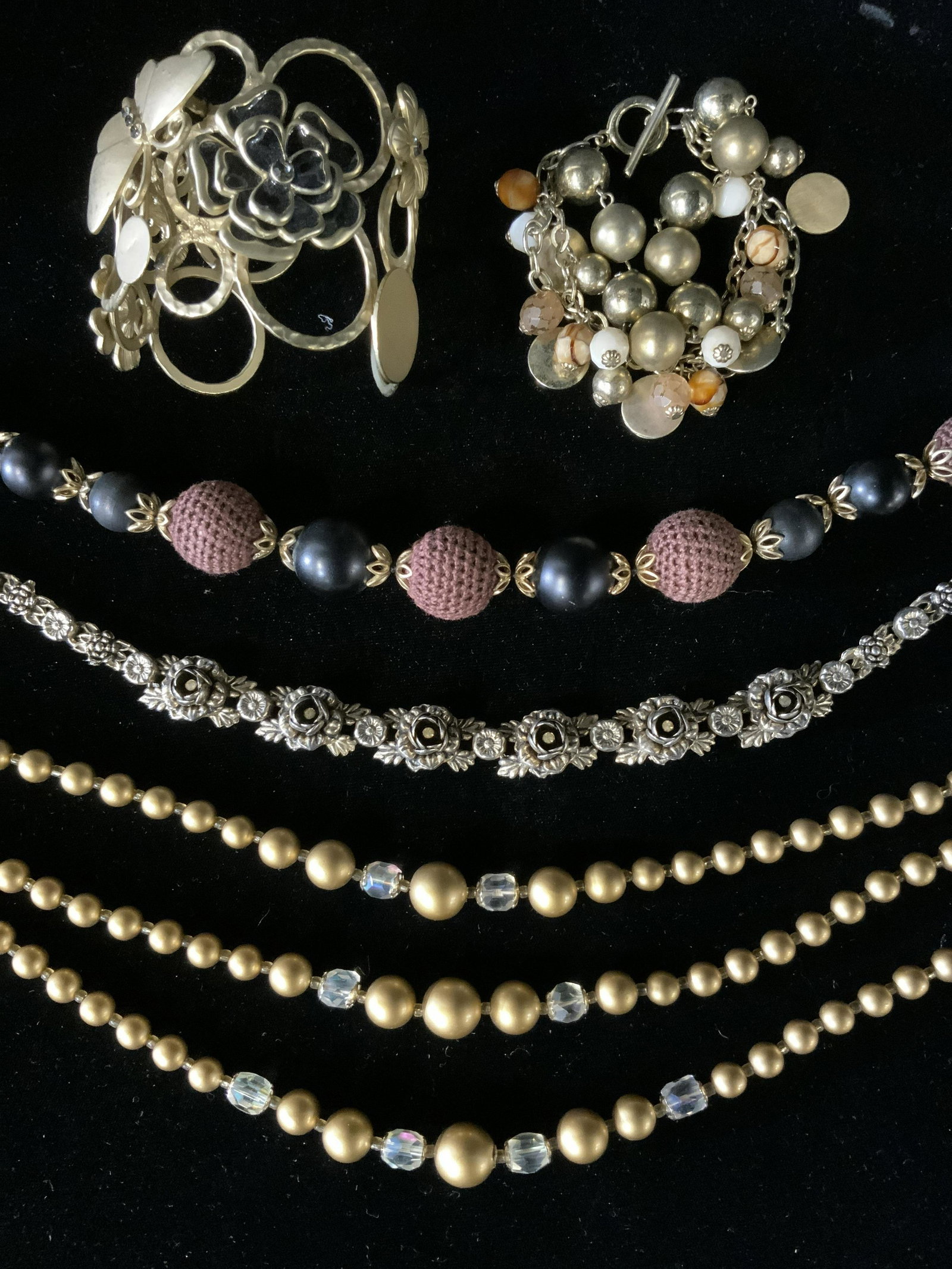 Lot 5 Necklaces & Bracelets, LIZ CLAIBORNE & More: Lot 5 Necklaces & Bracelets, LIZ CLAIBORNE & More, inscription to chunky necklace reads ‘LC’, inscription to gold toned beaded necklace reads ‘Japan’, cuff bracelet measures 2 1/2 inches in di