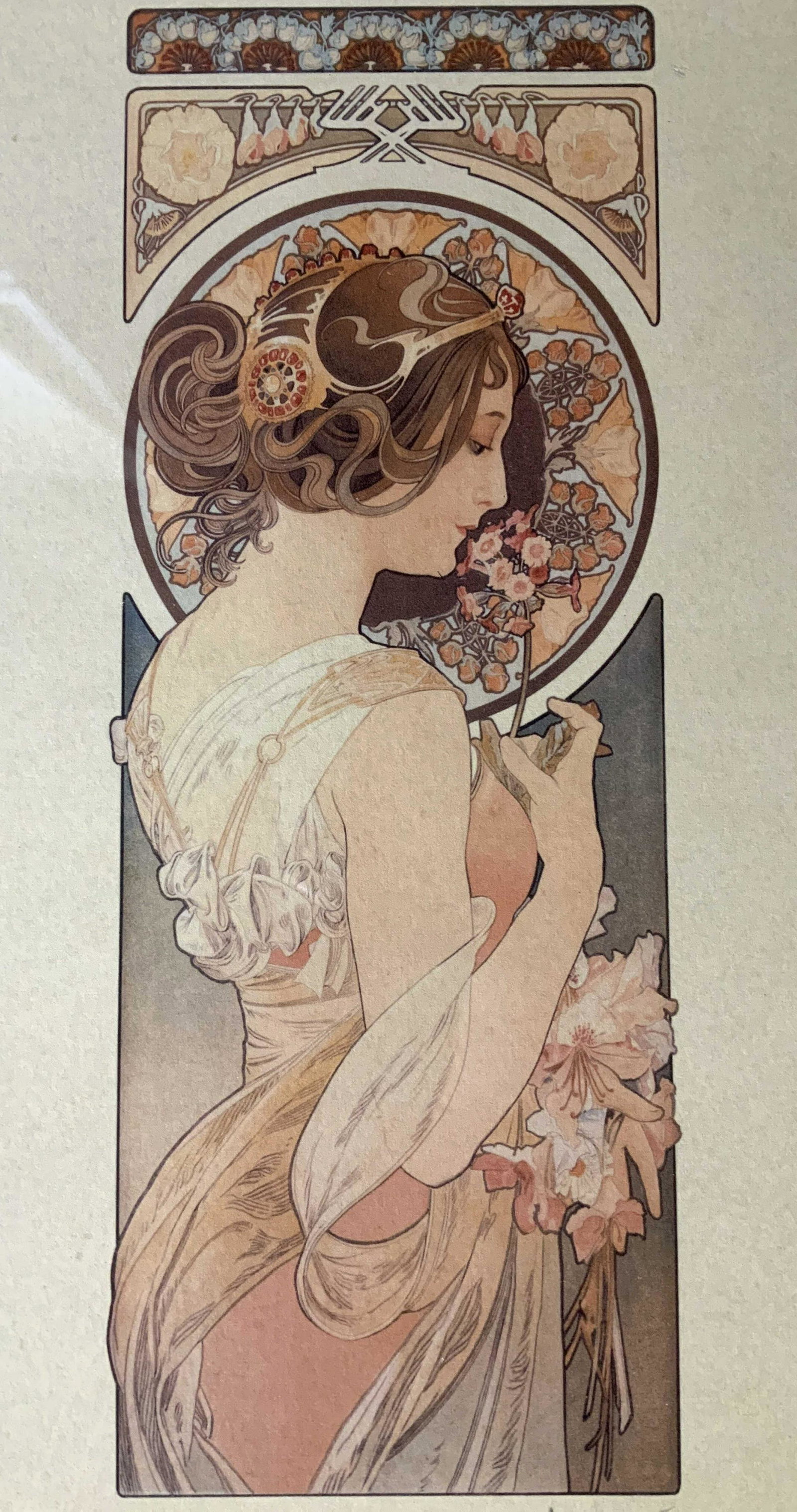 ALPHONSE MUCHA Signed AP Lithograph Artwork: ALPHONSE MUCHA Signed AP Lithograph, signature to lower right in pencil reads ‘Mucha’, inscription to lower left reads ‘ea’, subject a woman in profile holding flowers, measures 18 1/2 x 13 3/