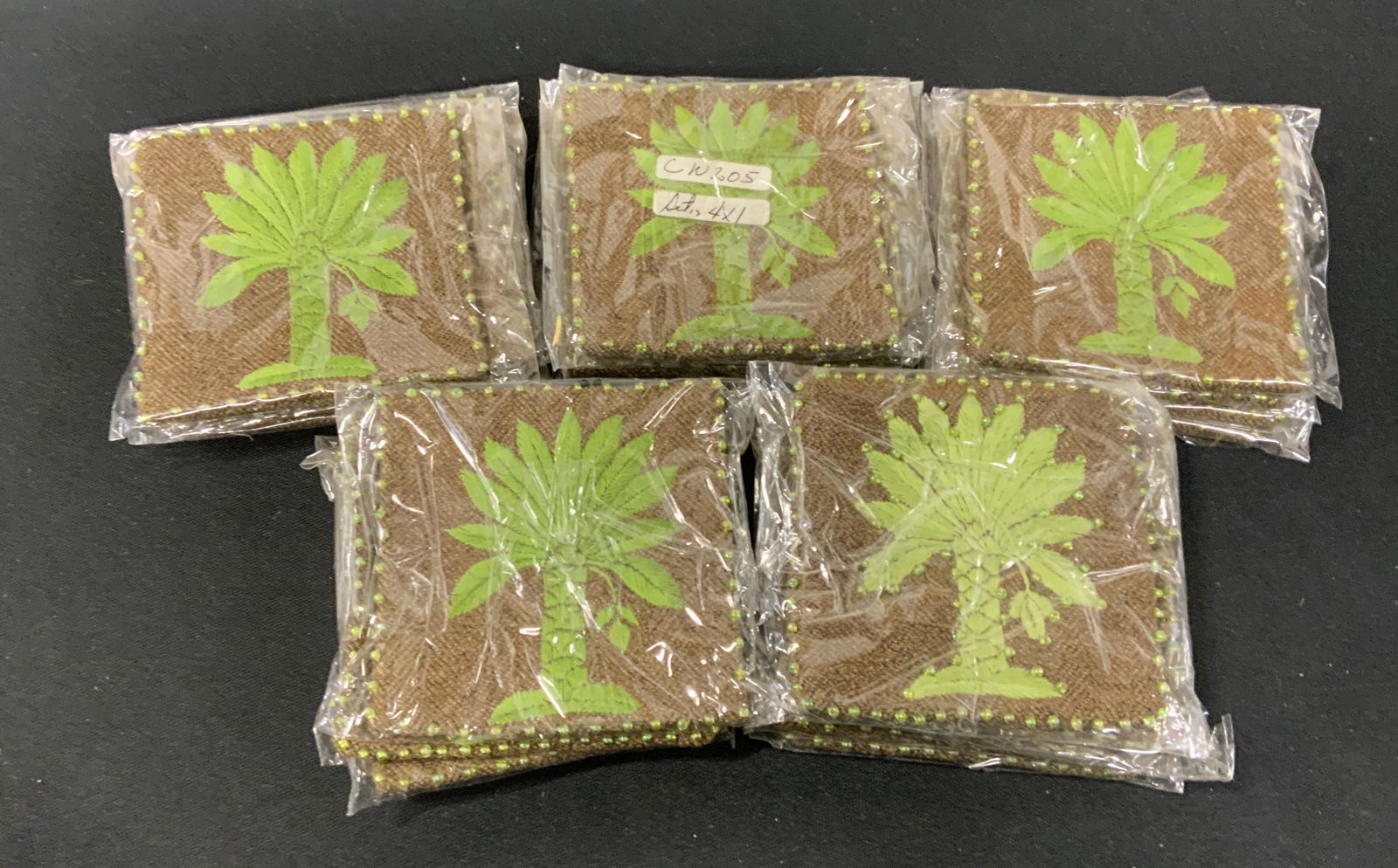 Lot 8 ARCADIA HOMES Accessories: New and packaged merchandise donated by ARCADIA HOME, 5 packs coasters and 3 felt picture frames, crafted from recycled cotton, item new in wrapping, perfect for holiday gifts, proceeds from the sale