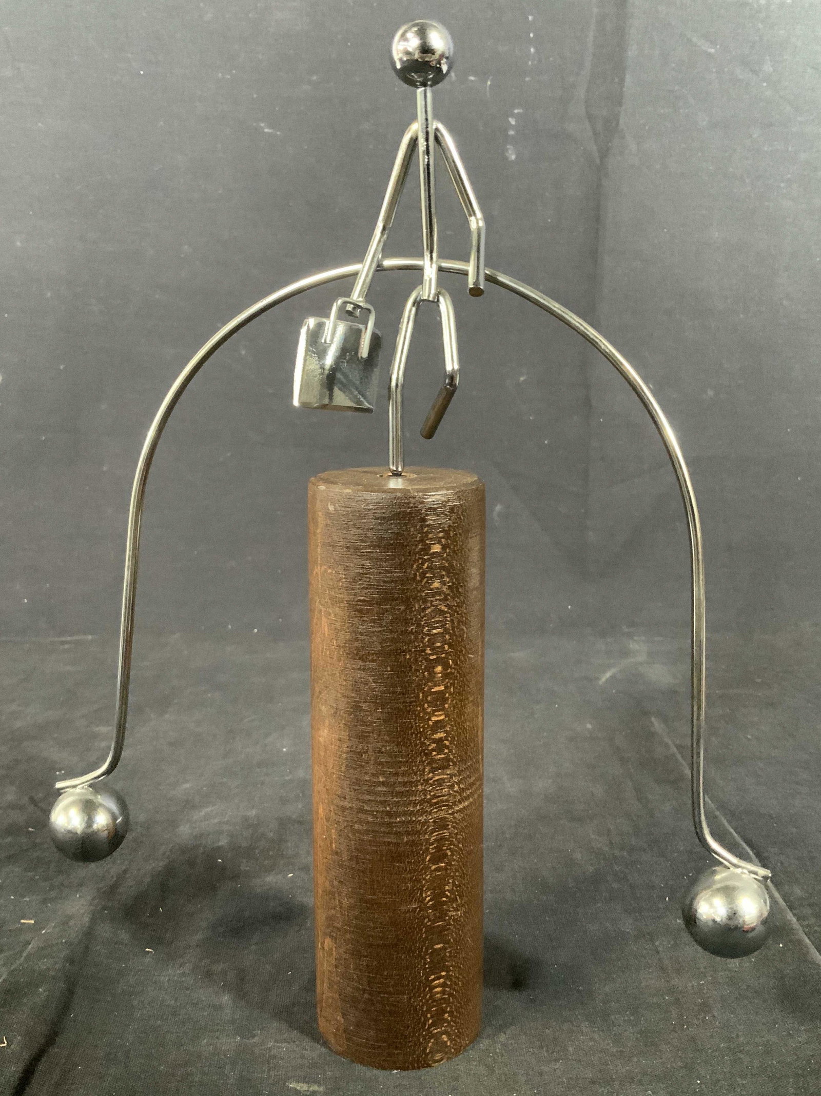 Kinetic Desk Sculpture with Businessman: Kinetic Desk Sculpture with Businessman, no apparent inscriptions or stamps, measures 10 3/8 inches tall x 7 3/4 inches at widest point, some surface wear but overall in good condition, Kinetic art, k
