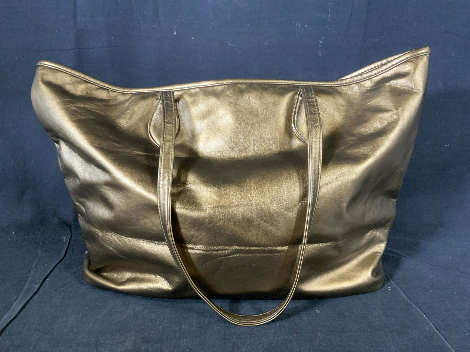 BRACIANO Gold Lamé Tote Bag Purse: BRACIANO Gold Lamé Tote Bag, label to interior reads ‘Braciano’, measures 12 1/8 x 16 inches, drop measures 11 inches, some creasing to material but overall in good condition, BRACIANO, tote bag,