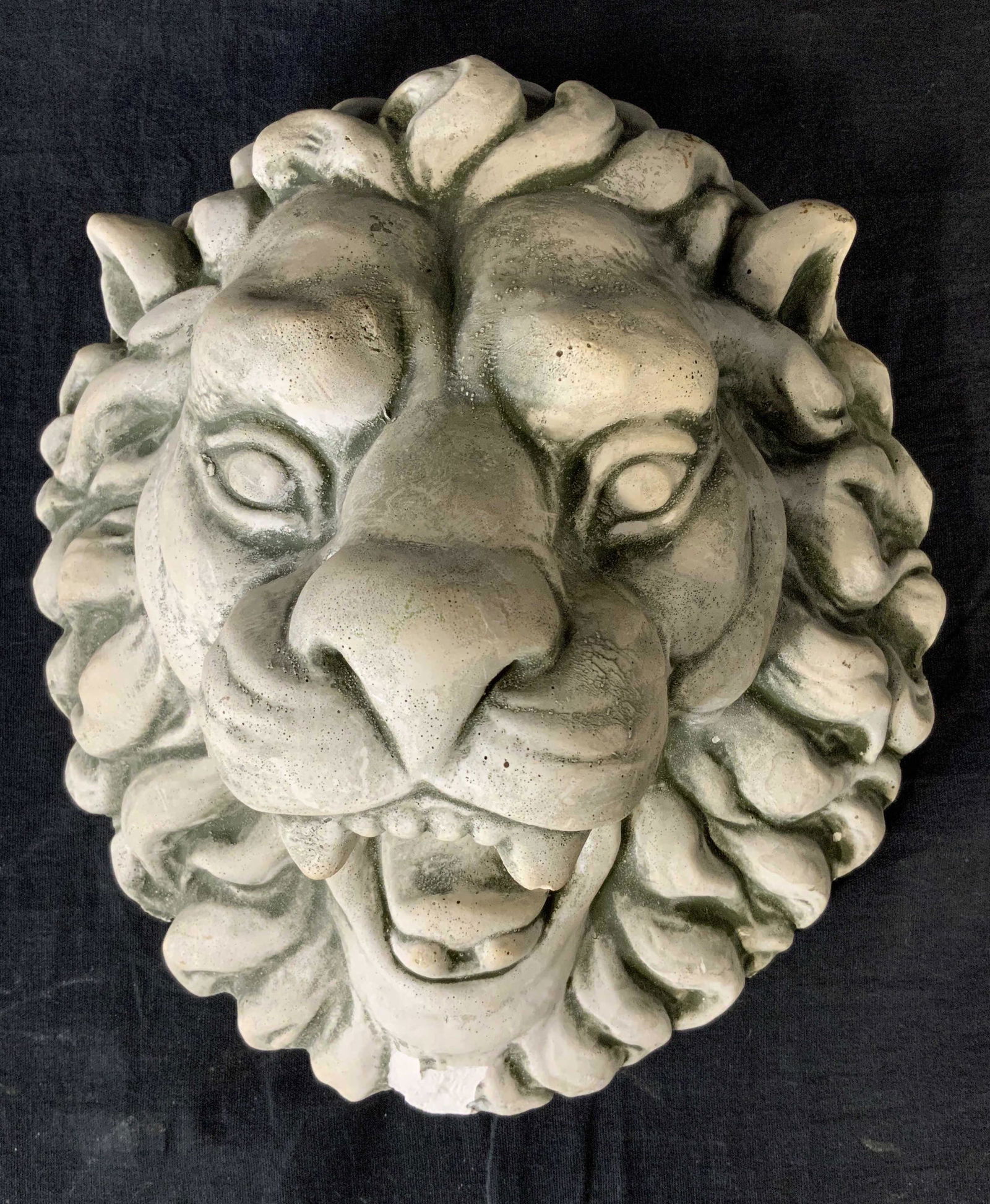 Plaster Lion Wall Sconce: Plaster Lion Wall Sconce, no apparent inscriptions or stamps, measures 9 5/8 x 8 5/8 inches at widest point, some losses to sconce but overall in good condition, Lion, big cat, wall sconce, sculpture,