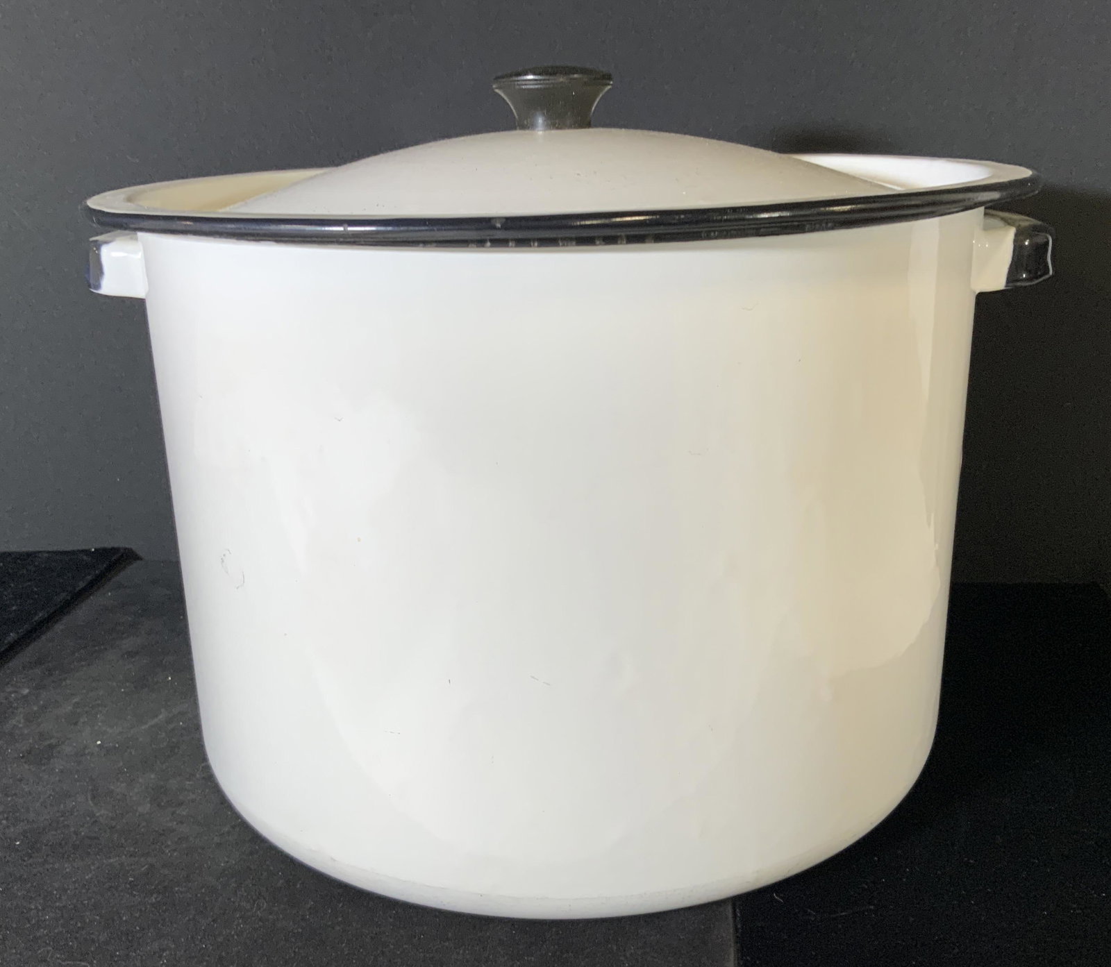 Oversized White Enamel Cooking Pot: Cooking pot with lid and hollowed lifting handles. Pit 8 1/4 in. Deep, 12 in diameter. Light vintage wear. Kitchenware, Enamel Cooking pot, Boiling Pot, enamel Cook pot, Lobster Pot, Stovetop cookware