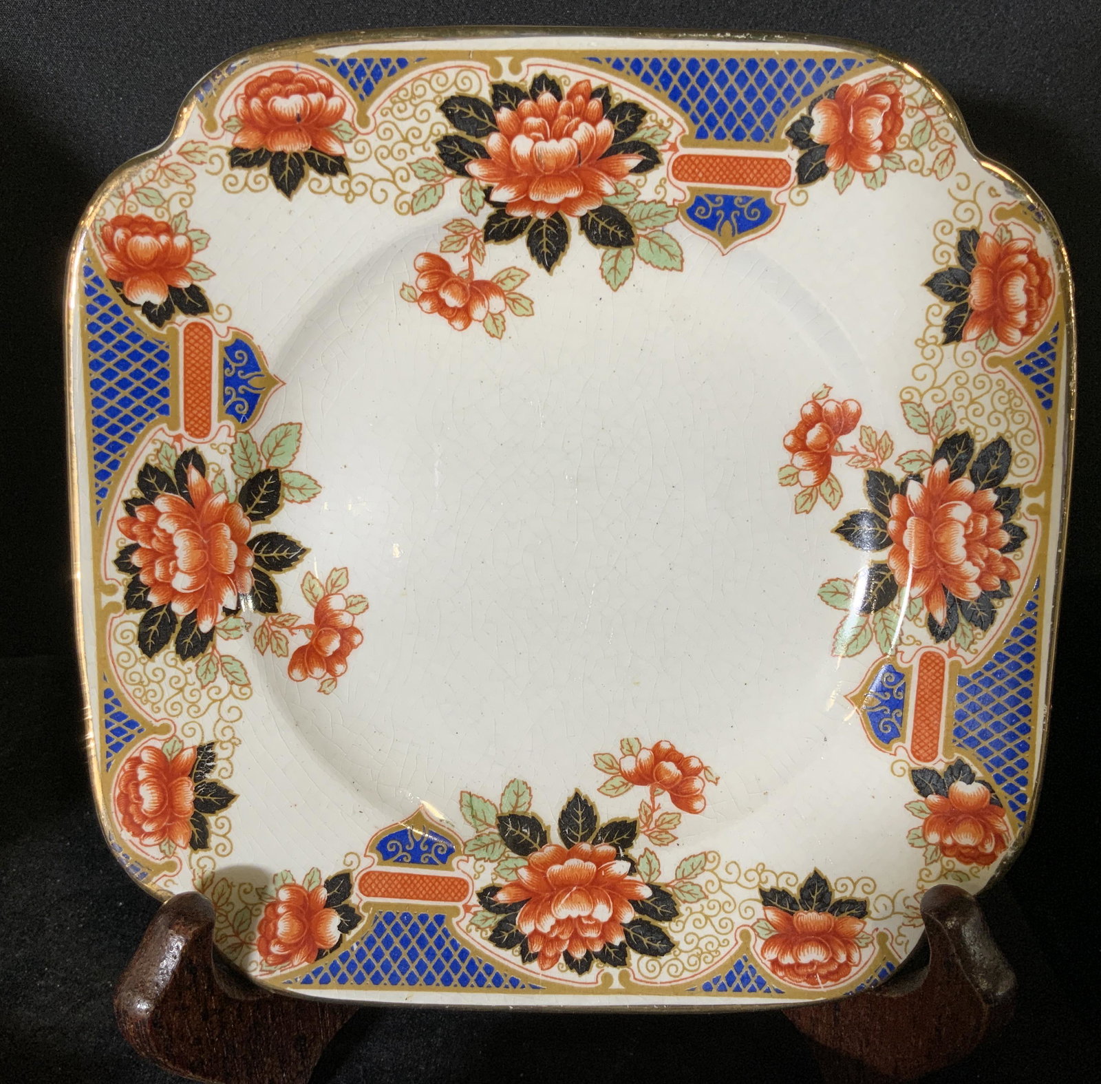 2 sets, 10 pcs IBSONS, STANLEY Vntg Ceramic Plates: Fine Bone China, vintage and hallmarked, from England. 2 different sets. 4 of STANLEY gilt rim white bread/ dessert plates with hand painted colorful flowers. 5 7/8 in. 6 of IBSON’S IMARI style Brea
