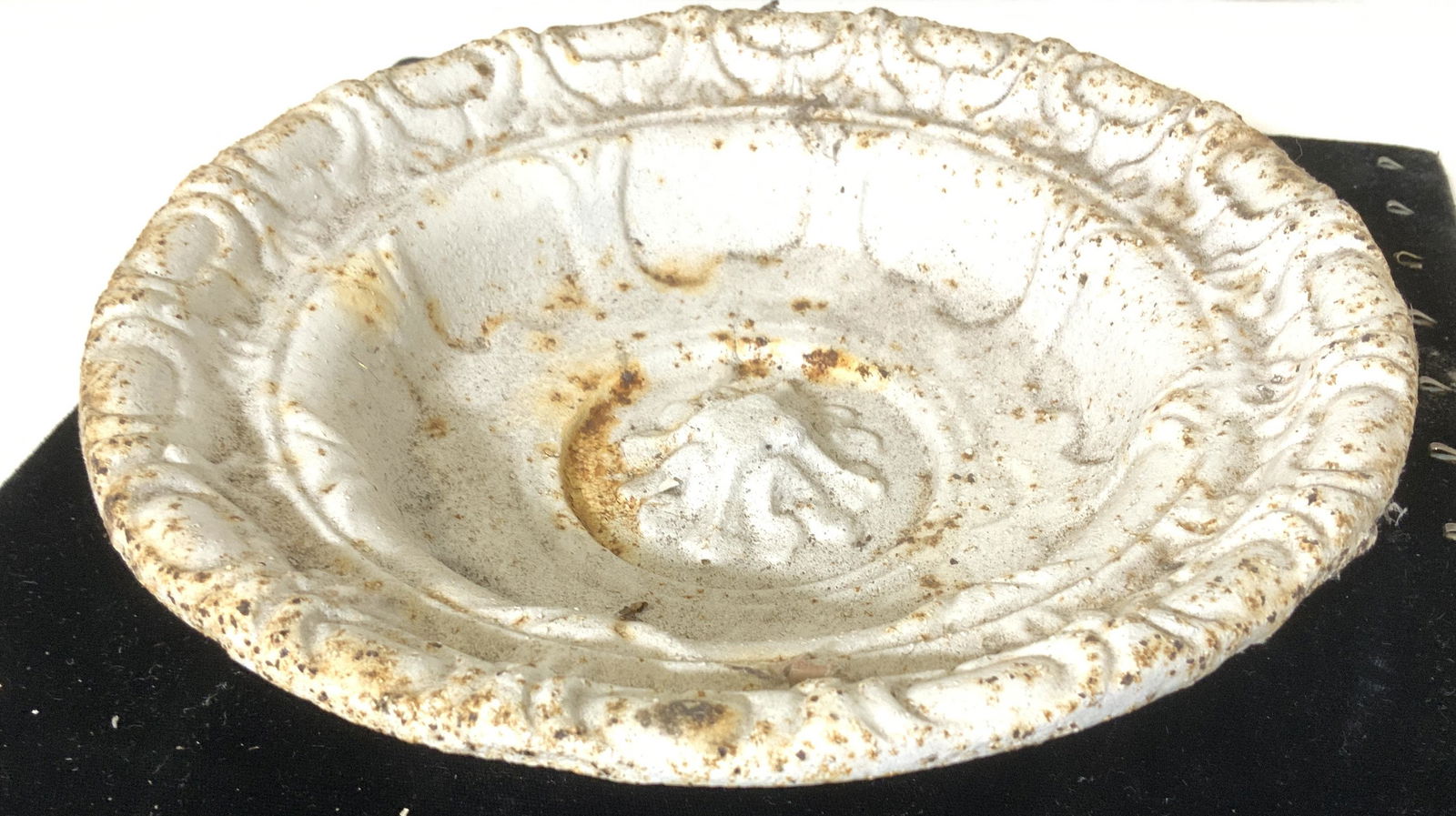 Vintage Cast Iron Victorian Birdbath/ Fountain: Painted White Cast iron birdbath with Victorian features in relief. Paint rusting consistent with vintage age, exposure & use. round bath, diameter measures 9 in. Up cycle as water fountain basin, flo